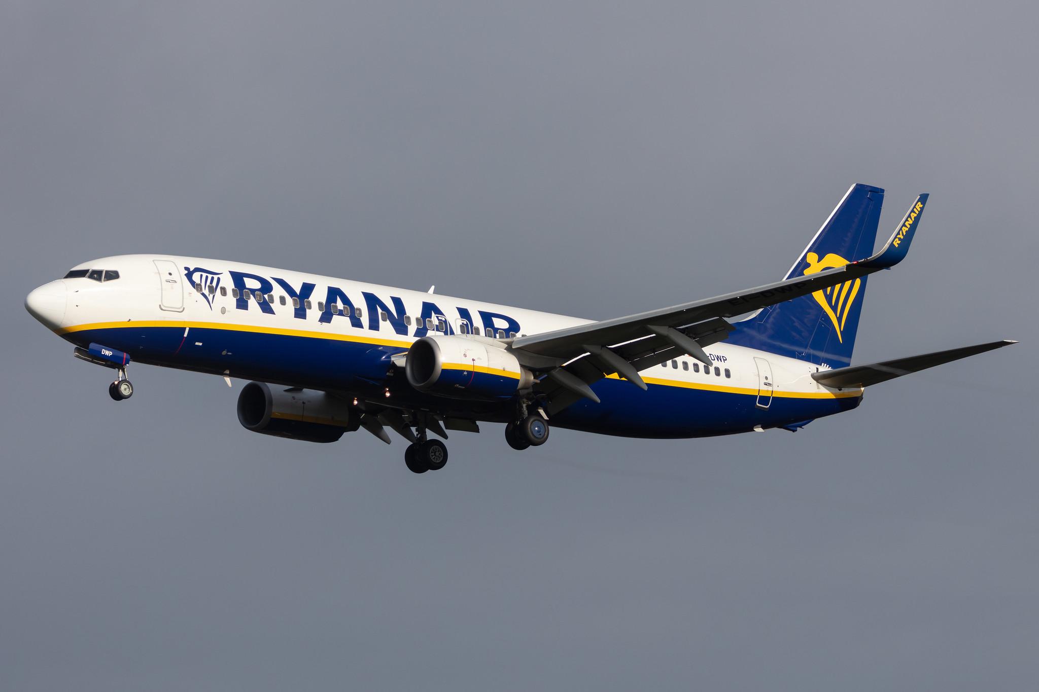 Hamburg Airport: Ryanair (FR / RYR) |  Boeing 737-8AS B738 | EI-DWP | MSN 36082