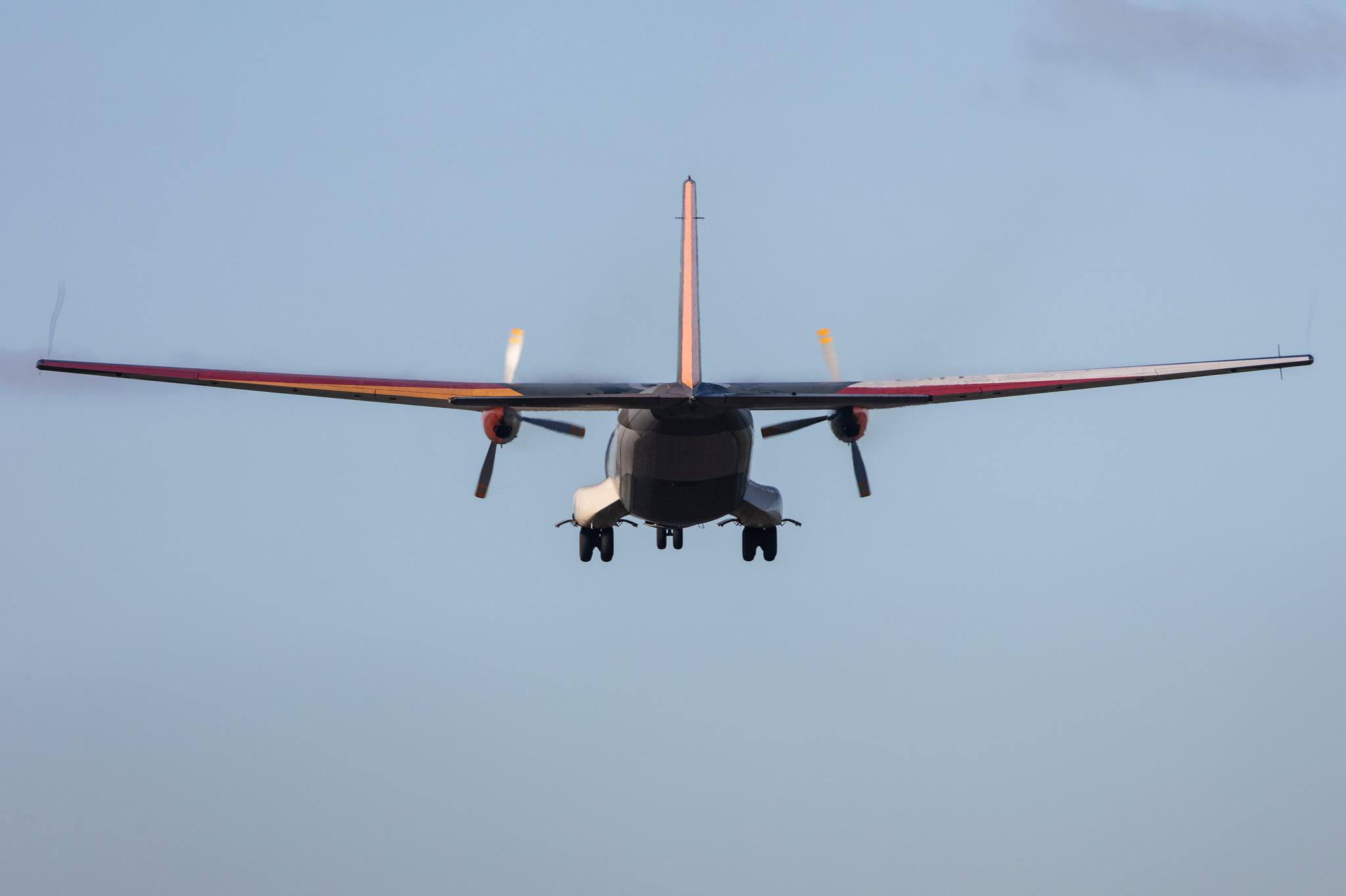 Hamburg Airport: Hamburg Airport: German Air Force (/ GAF) | Transall C-160D C160 | 50+40 | MSN D62