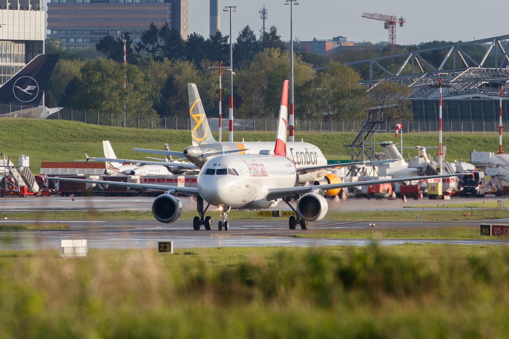 Hamburg Airport: Austrian Airlines (OS / AUA) |  Airbus A320-214 A320 | OE-LBJ | MSN 1553