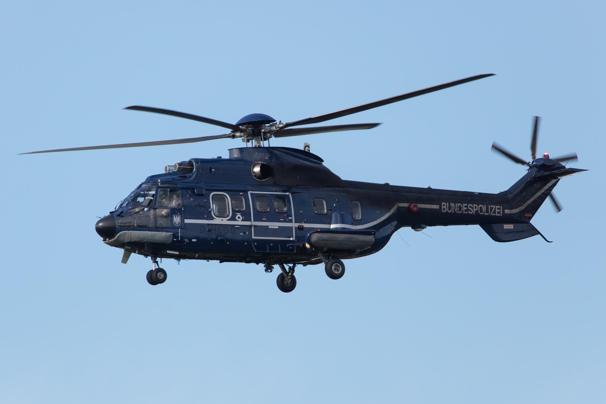 Hamburg Airport: Bundespolizei |  Airbus Helicopters H215 AS32 | D-HEGG | MSN 2101