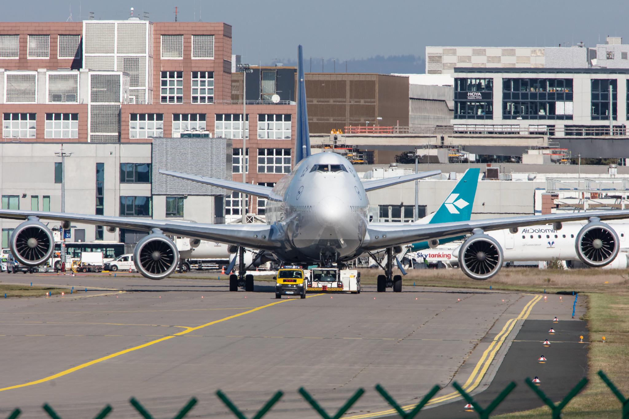 Frankfurt Airport: Lufthansa (LH / DLH) |  Boeing 747-830 B748 | D-ABYQ | MSN 37840
