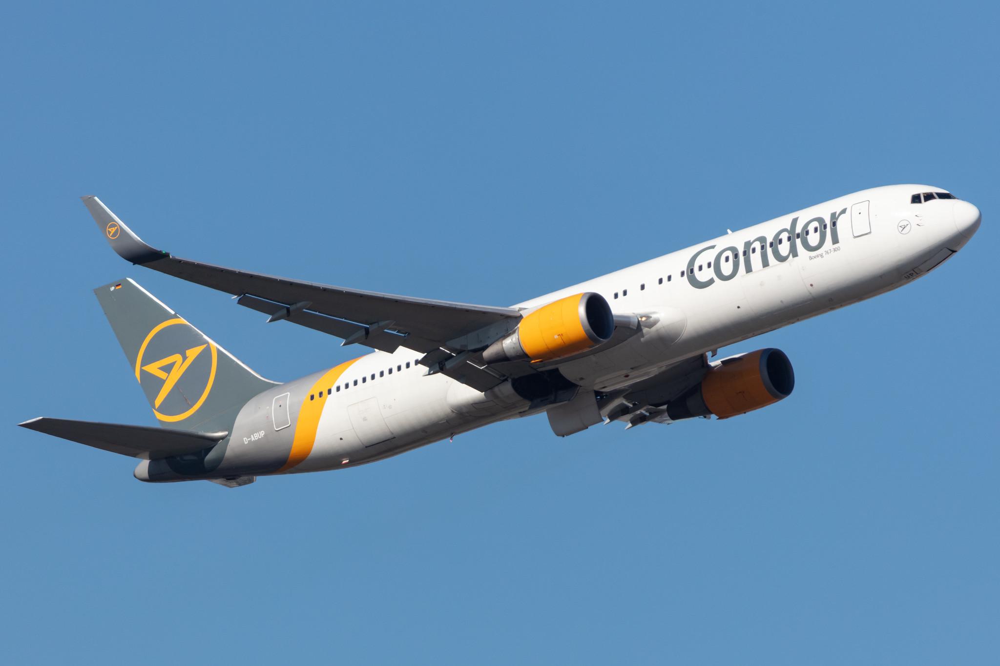 Frankfurt Airport: Condor (DE / CFG) |  Boeing 767-3Q8(ER) B763 | D-ABUP | MSN 30048