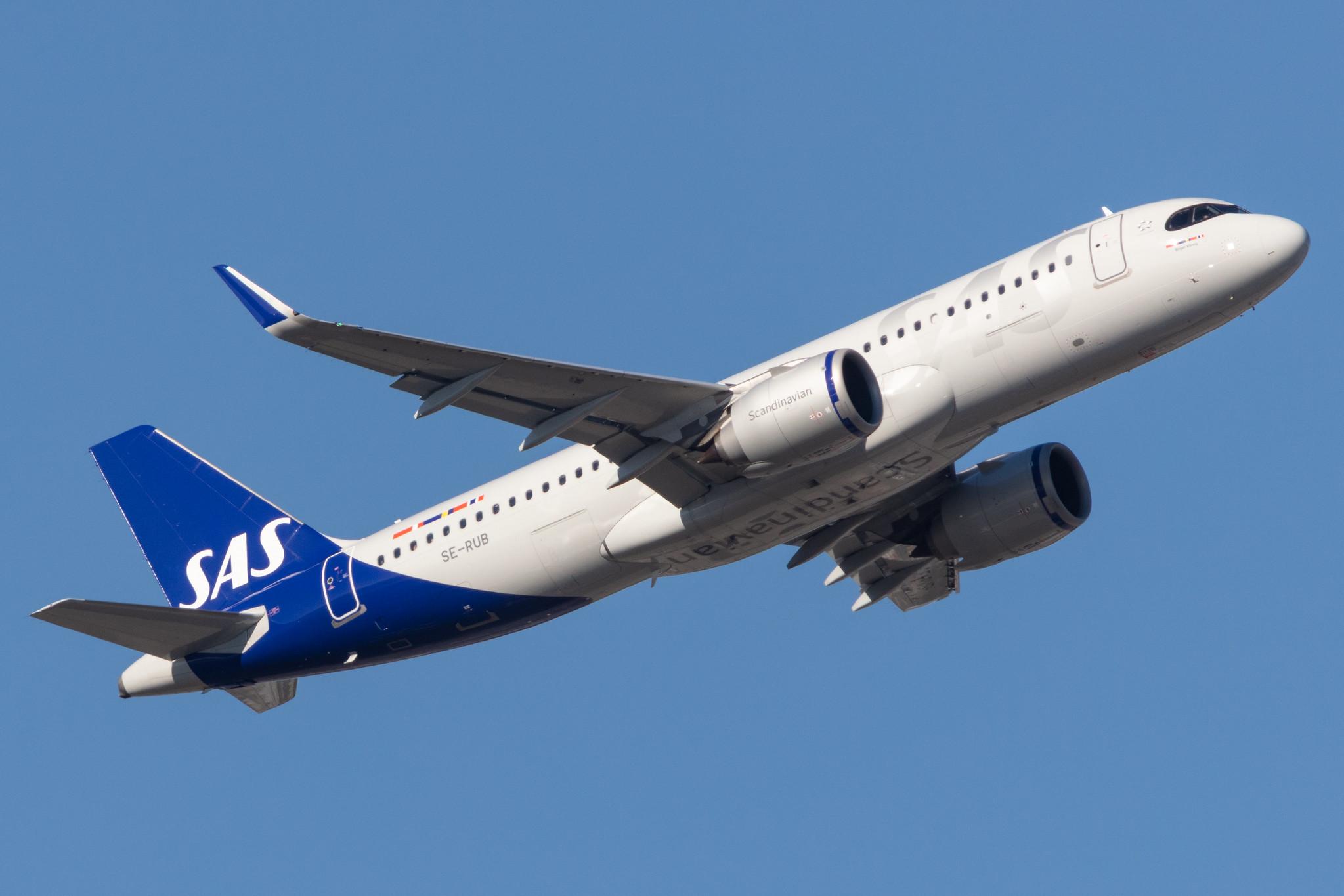Frankfurt Airport: SAS (SK / SAS) |  Airbus A320-251N A20N | SE-RUB | MSN 09518
