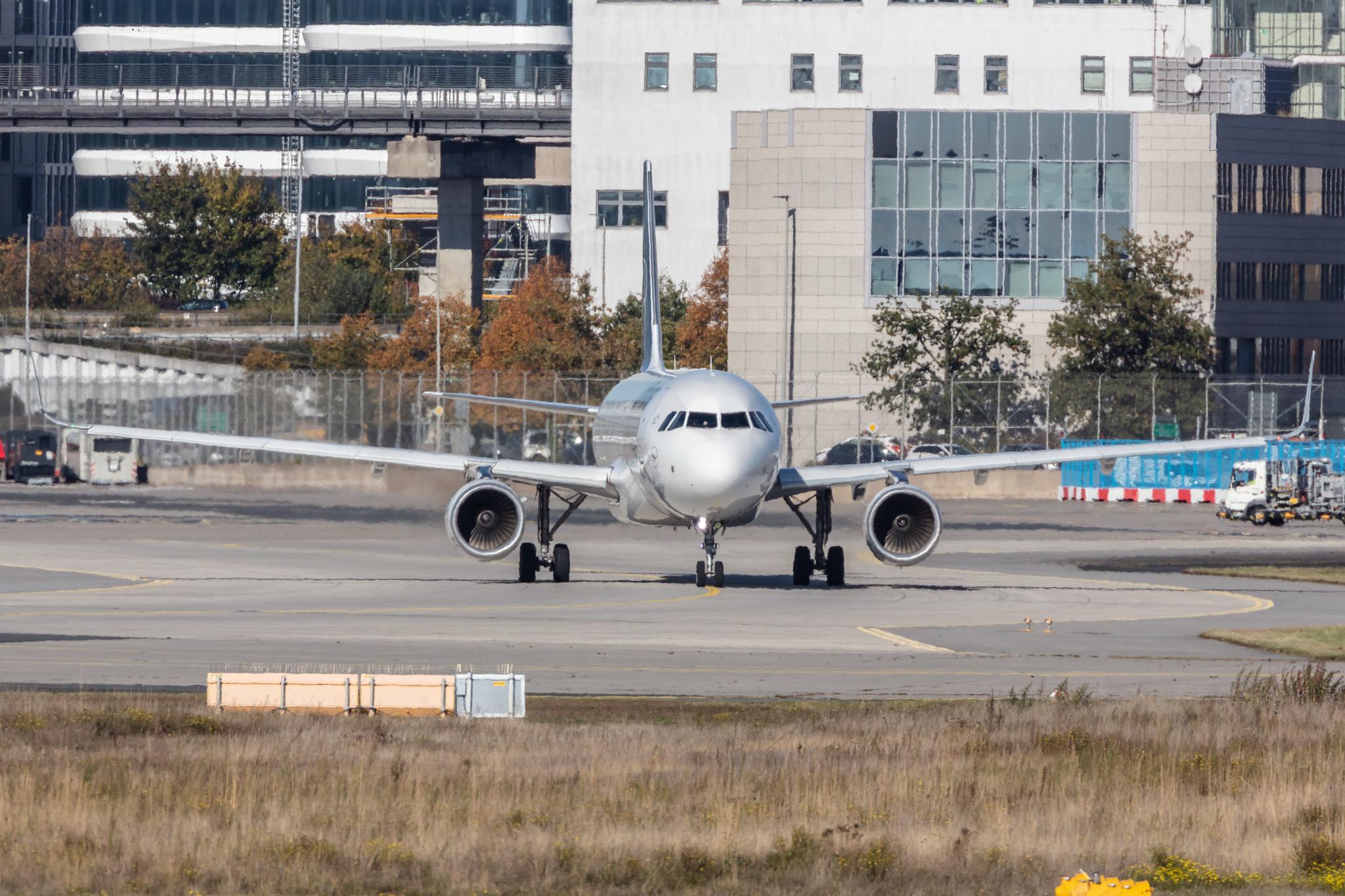 Frankfurt Airport: Swiss (LX / SWR) |  Airbus A220-300 BCS3 | HB-JCI | MSN 55023
