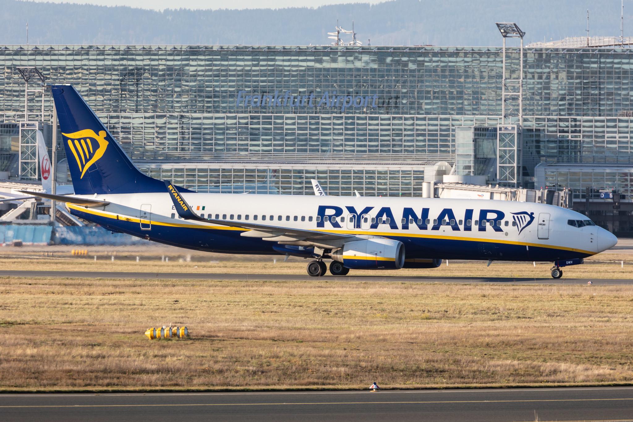 Frankfurt Airport: Ryanair (FR / RYR) |  Boeing 737-8AS B738 | EI-DWV | MSN 33627