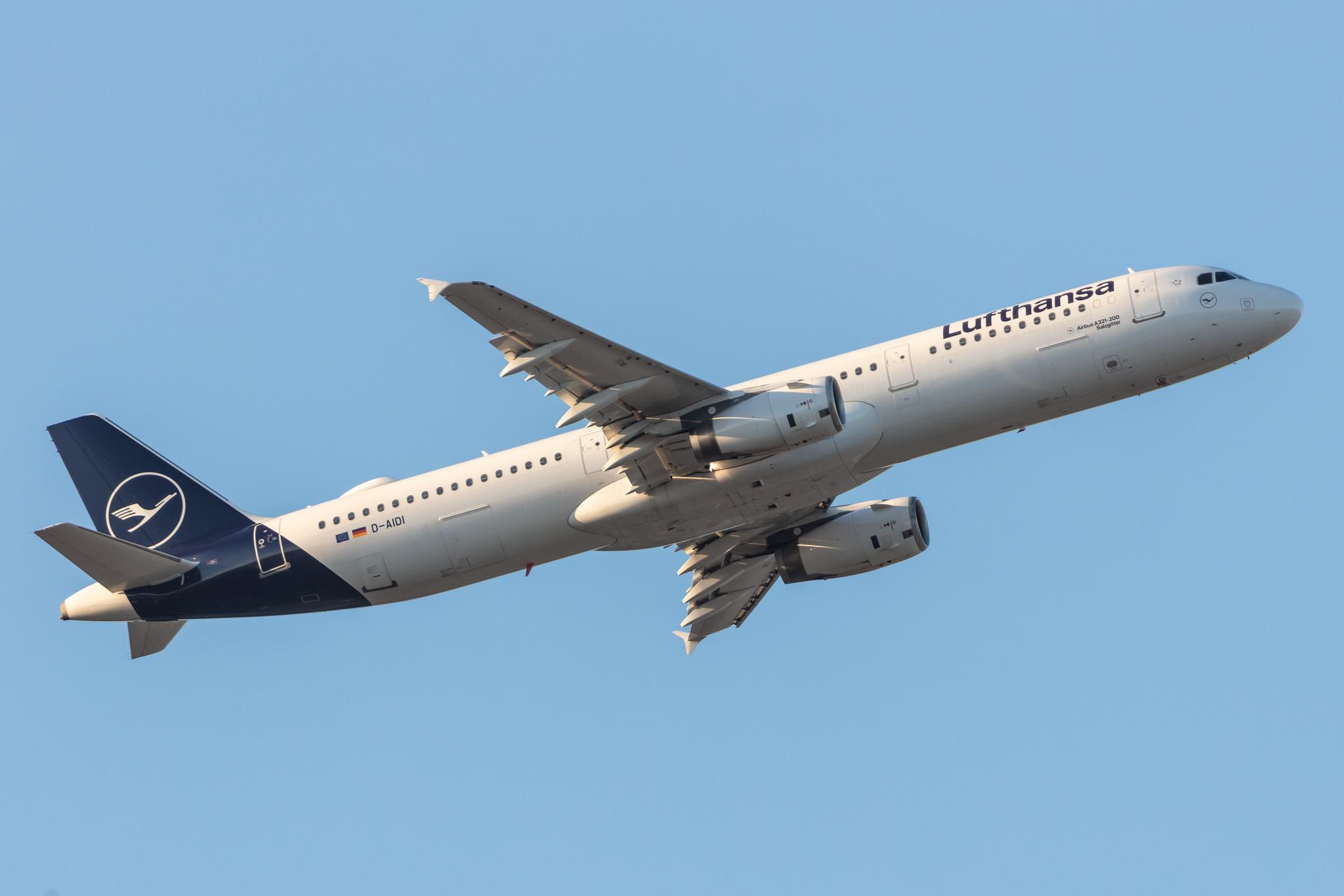 Frankfurt Airport: Lufthansa (LH / DLH) |  Airbus A321-231 A321 | D-AIDI | MSN 4753