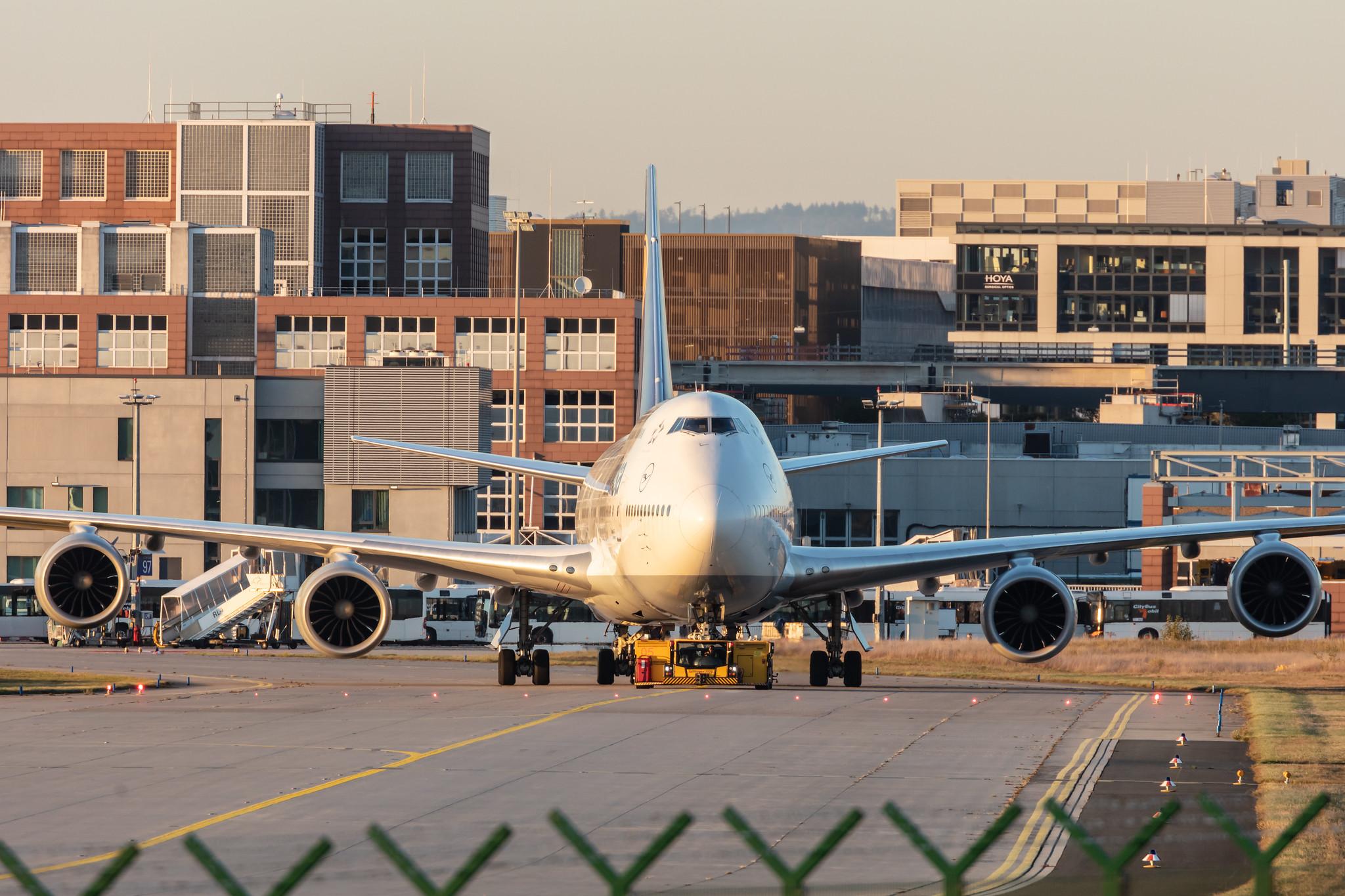 Frankfurt Airport: Lufthansa (LH / DLH) |  Boeing 747-830 B748 | D-ABYJ | MSN 37834