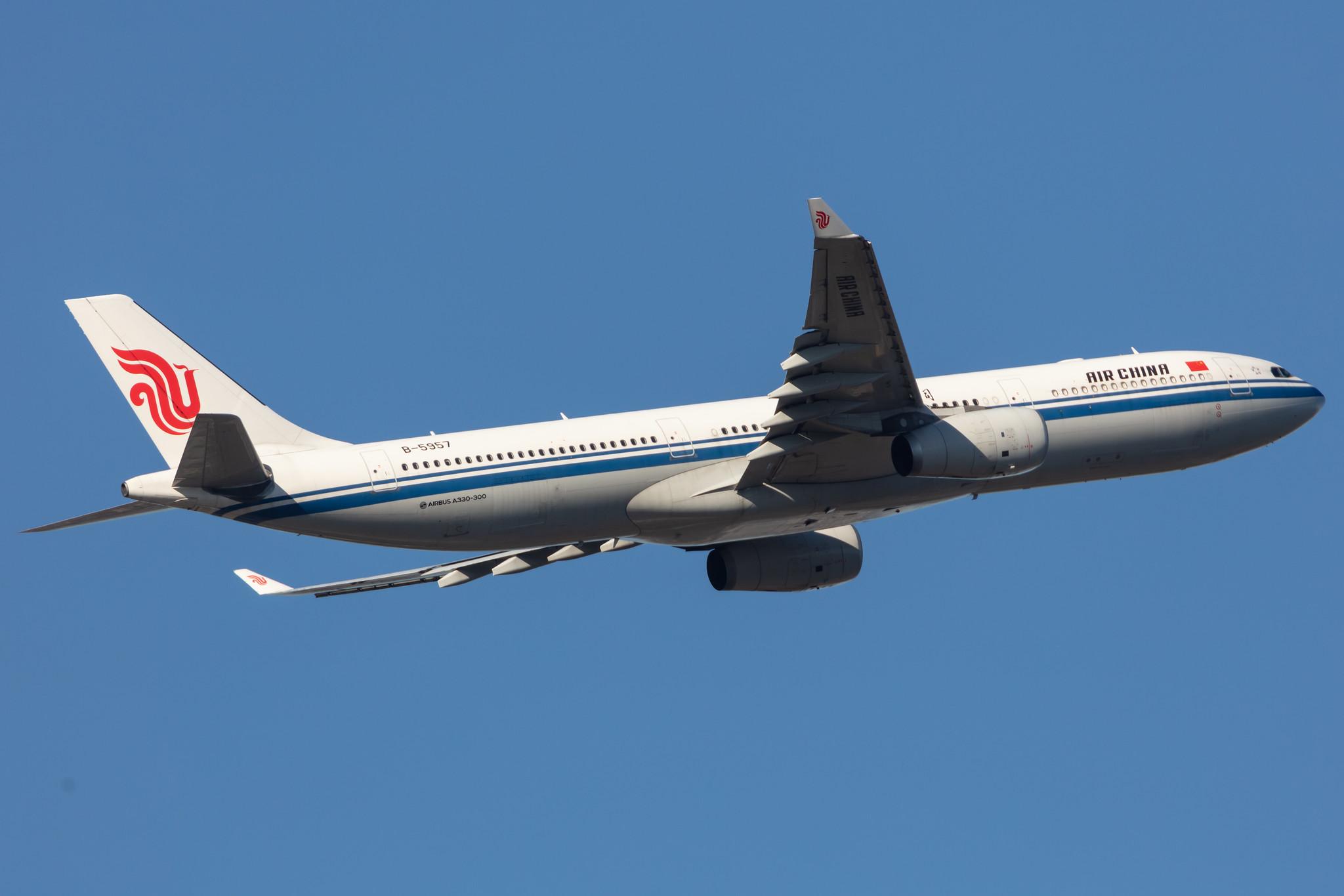 Frankfurt Airport: Air China (CA / CCA) |  Airbus A330-343 A333 | B-5957 | MSN 1570
