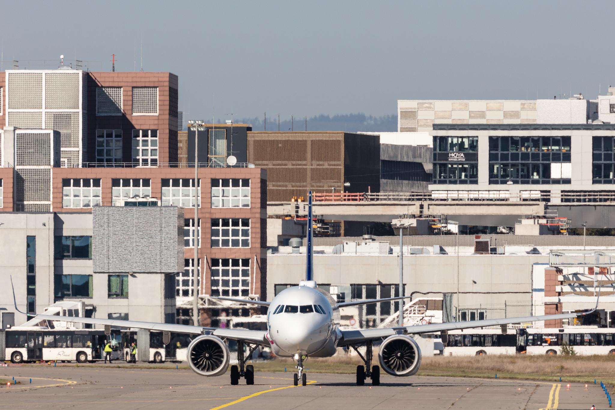 Frankfurt Airport: Azores Airlines (S4 / RZO) |  Livery: Inspire Livery |  Airbus A321-253NX A21N | CS-TSI | MSN 10074