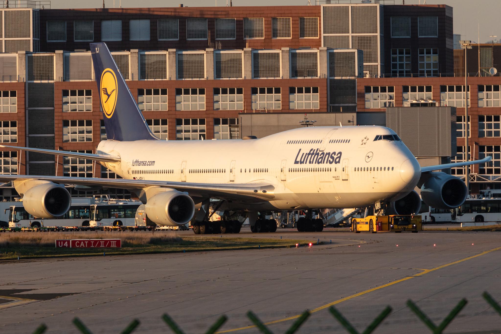 Frankfurt Airport: Lufthansa (LH / DLH) |  Boeing 747-830 B748 | D-ABYJ | MSN 37834
