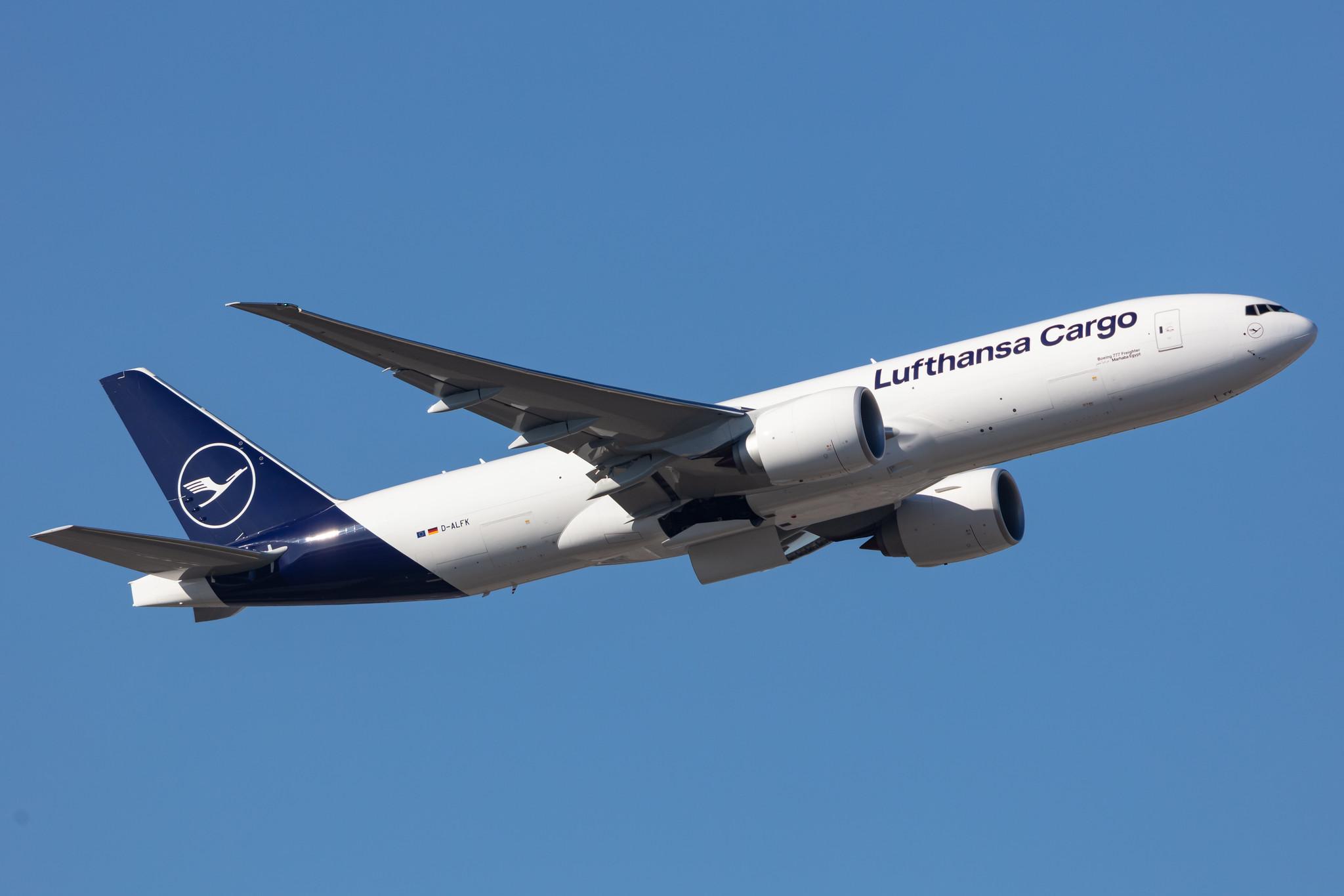 Frankfurt Airport: Lufthansa Cargo (/ GEC) |  Boeing 777-F B77L | D-ALFK | MSN 67146
