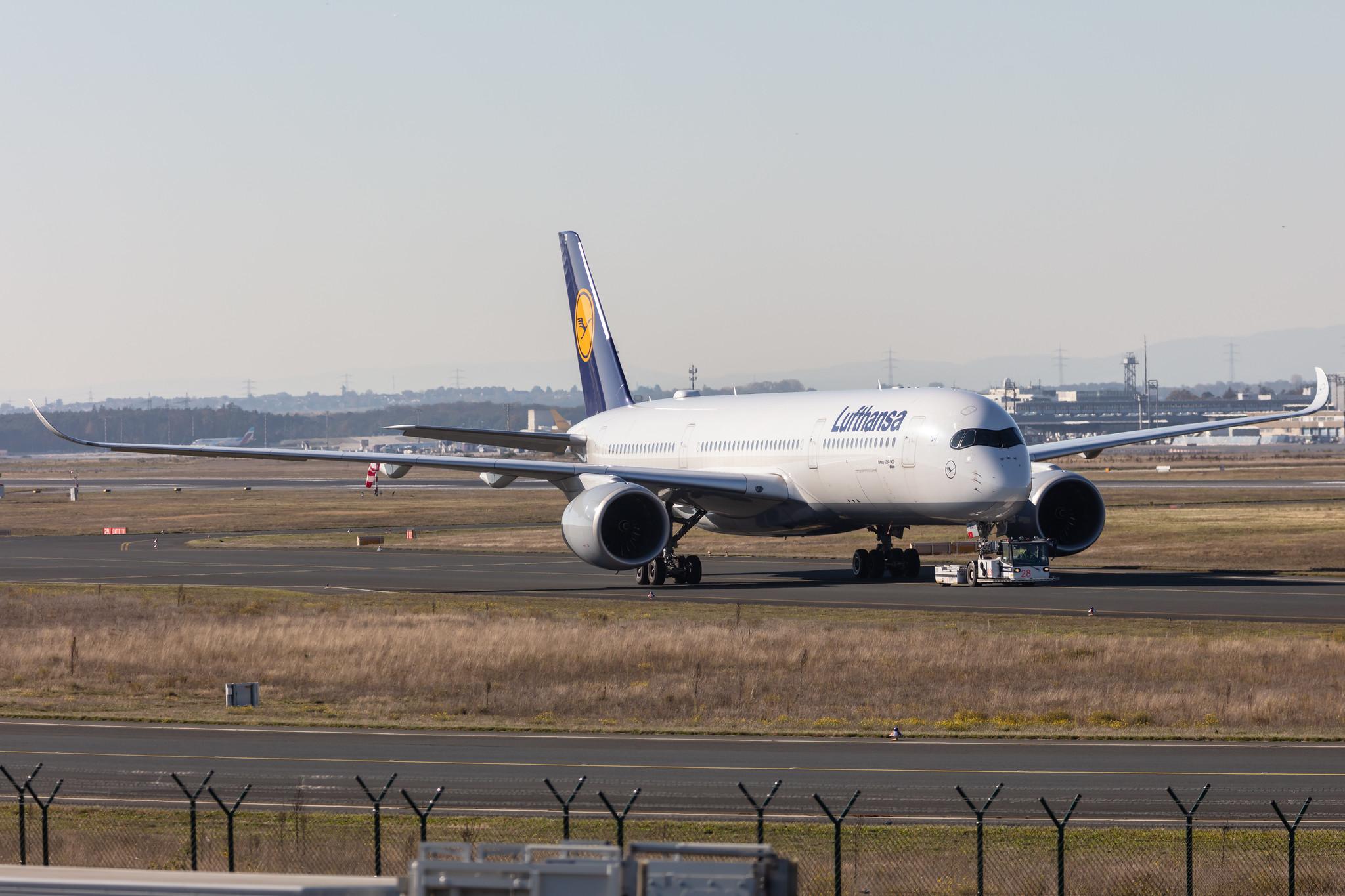 Frankfurt Airport: Lufthansa (LH / DLH) |  Airbus A350-941 A359 | D-AIXD | MSN 127