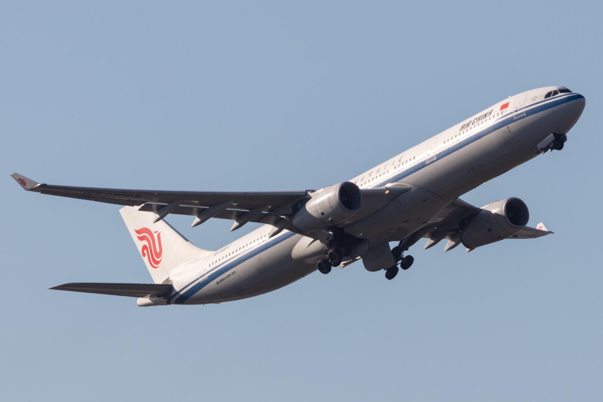 Frankfurt Airport: Air China (CA / CCA) |  Airbus A330-343 A333 | B-5957 | MSN 1570