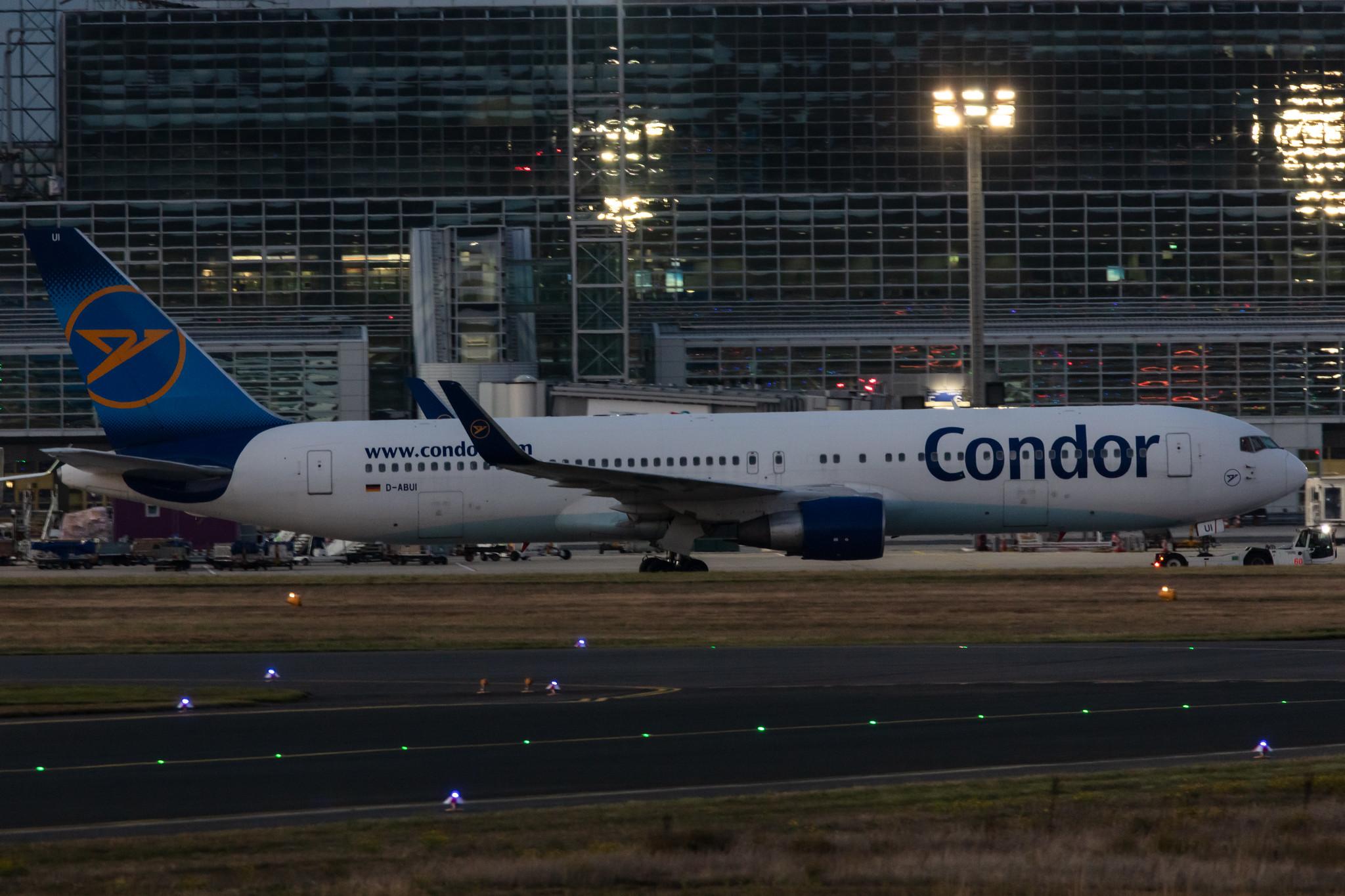Frankfurt Airport: Condor (DE / CFG) |  Boeing 767-330(ER) B763 | D-ABUI | MSN 26988