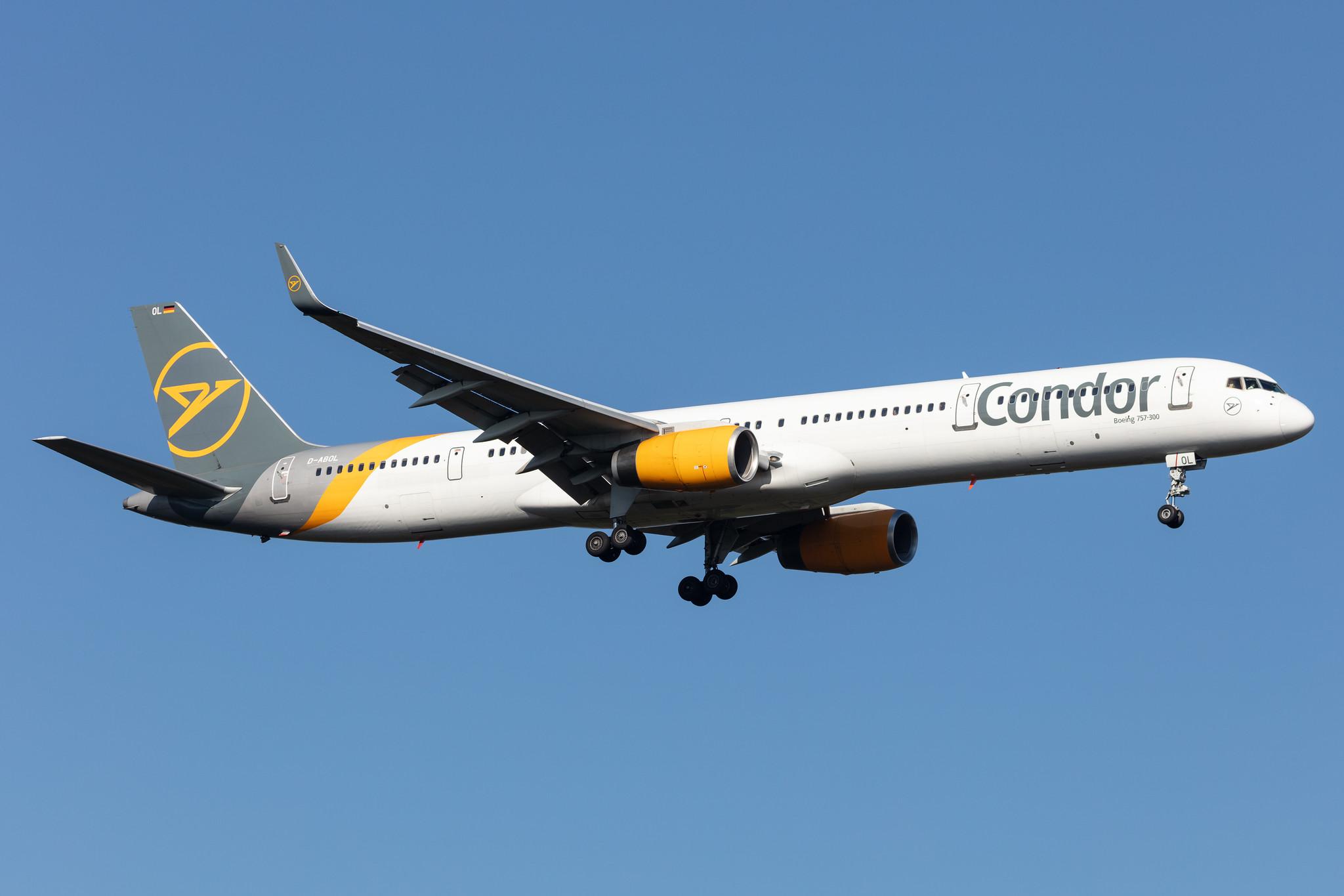 Frankfurt Airport: Condor (DE / CFG) |  Boeing 757-330 B753 | D-ABOL | MSN 29021