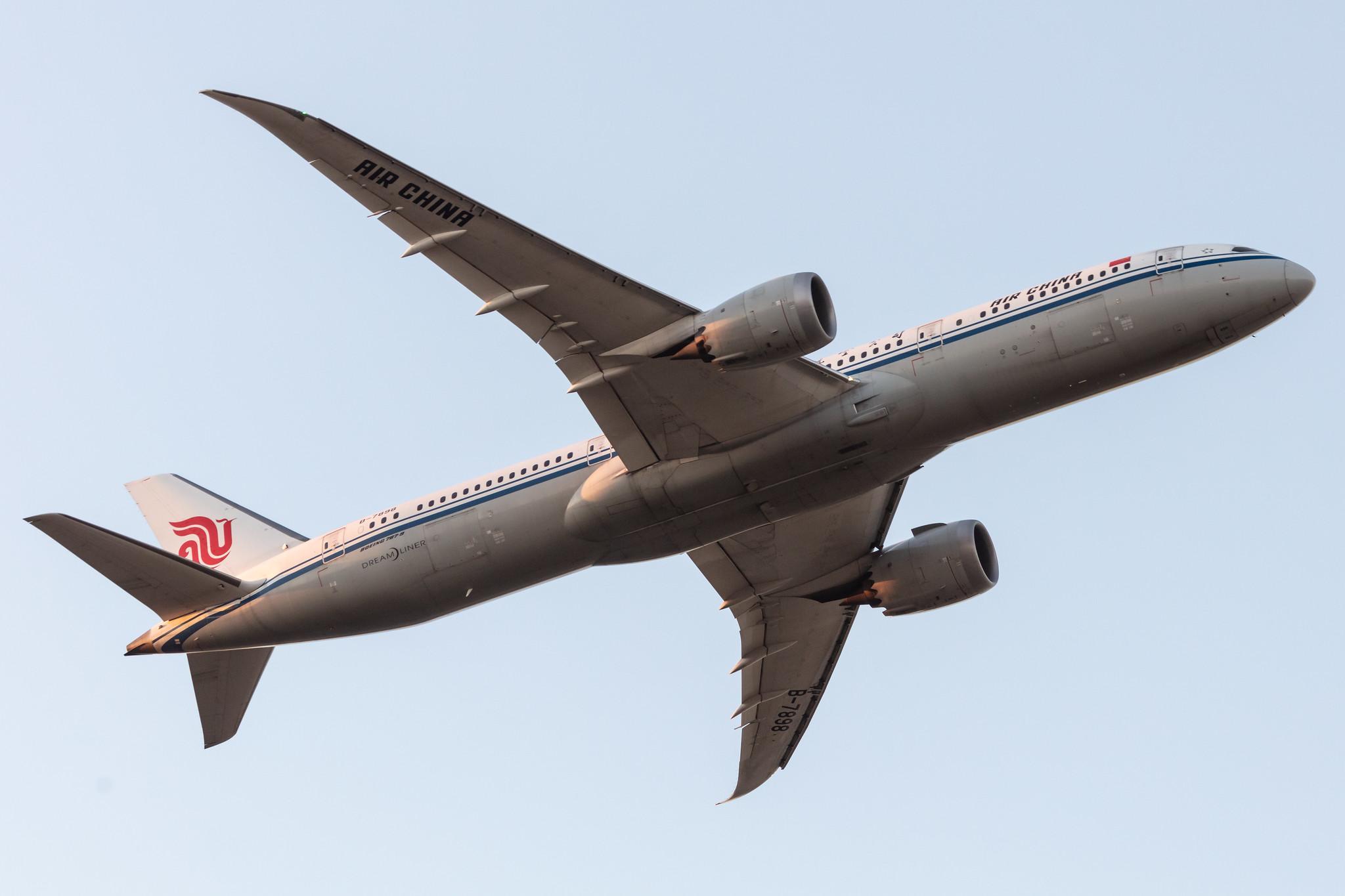 Frankfurt Airport: Air China (CA / CCA) |  Boeing 787-9 Dreamliner B789 | B-7898 | MSN 34310