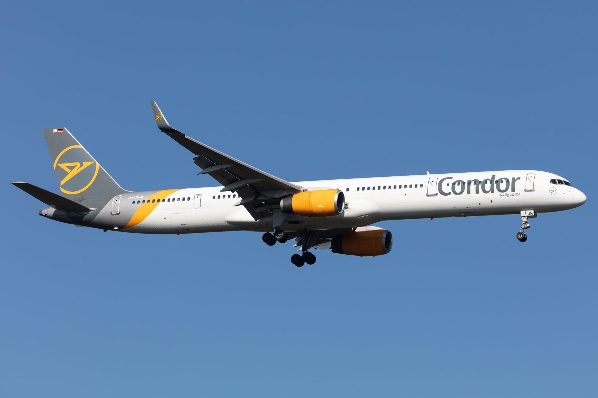 Frankfurt Airport: Condor (DE / CFG) |  Boeing 757-330 B753 | D-ABOM | MSN 29022