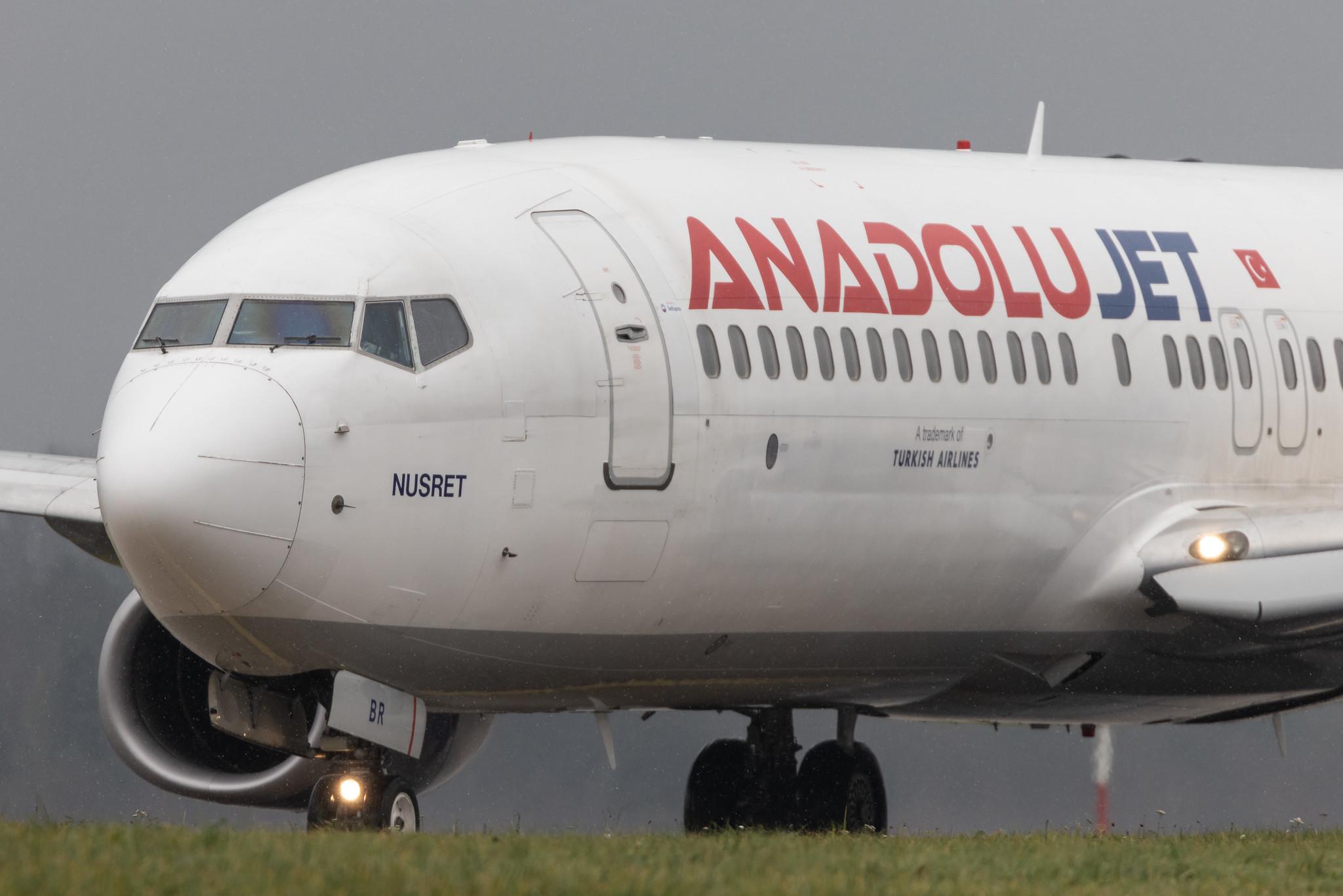 Hamburg Airport: AnadoluJet | Operator: Turkish Airlines |  Boeing 737-86N B738 | TC-SBR | MSN 32693