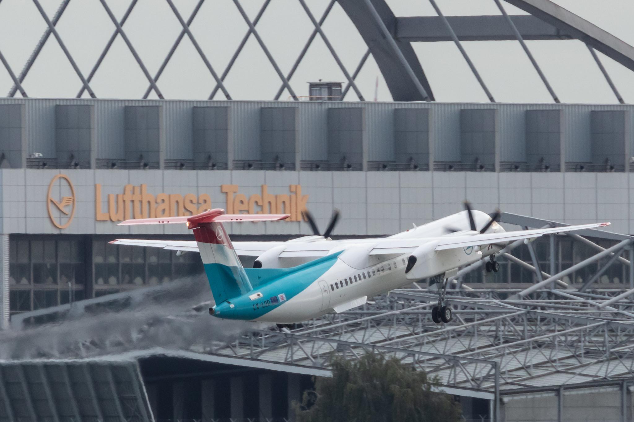 Hamburg Airport: Luxair (LG / LGL) |  De Havilland Canada Dash 8-400 DH8D | LX-LQD | MSN 4525