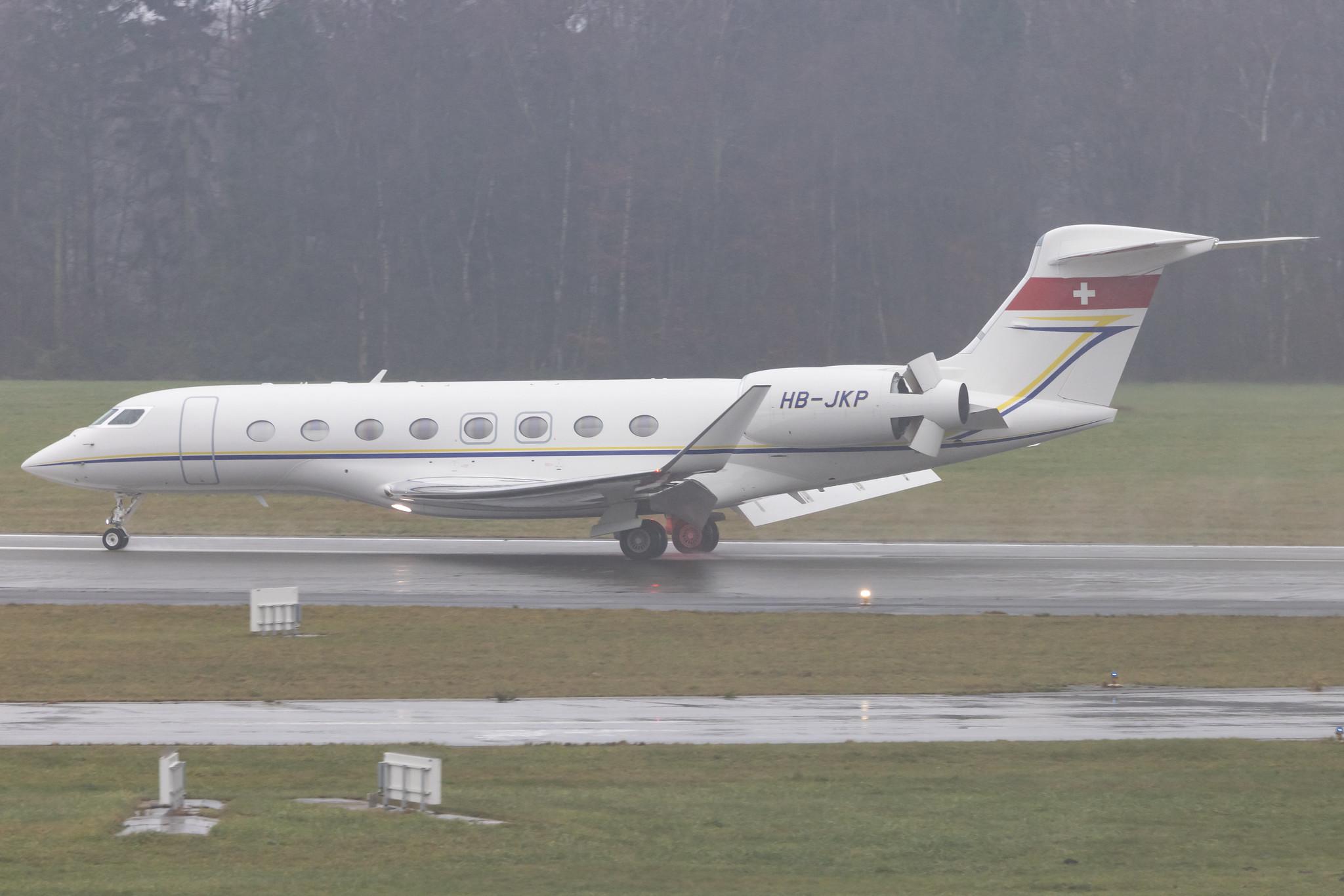 Hamburg Airport: Jet Aviation Business Jets (/ PJS) |  Gulfstream G650 GLF6 | HB-JKP | MSN 6370