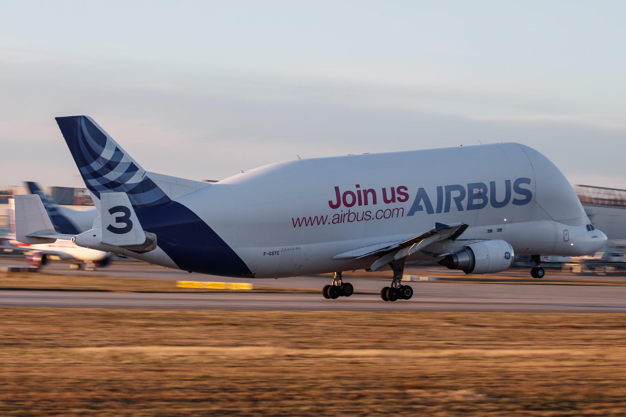 Hamburg Finkenwerder: Airbus Transport International (4Y / BGA) |  Airbus A300-608ST Beluga A3ST | F-GSTC | MSN 765