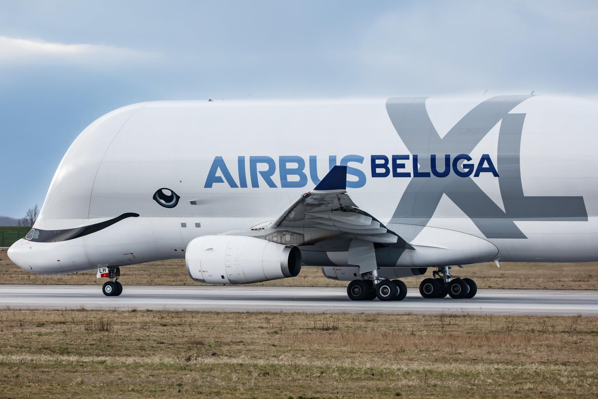 Hamburg Finkenwerder: Airbus Transport International (4Y / BGA) |  Airbus A330-743L Beluga XL A337 | F-GXLH | MSN 1853