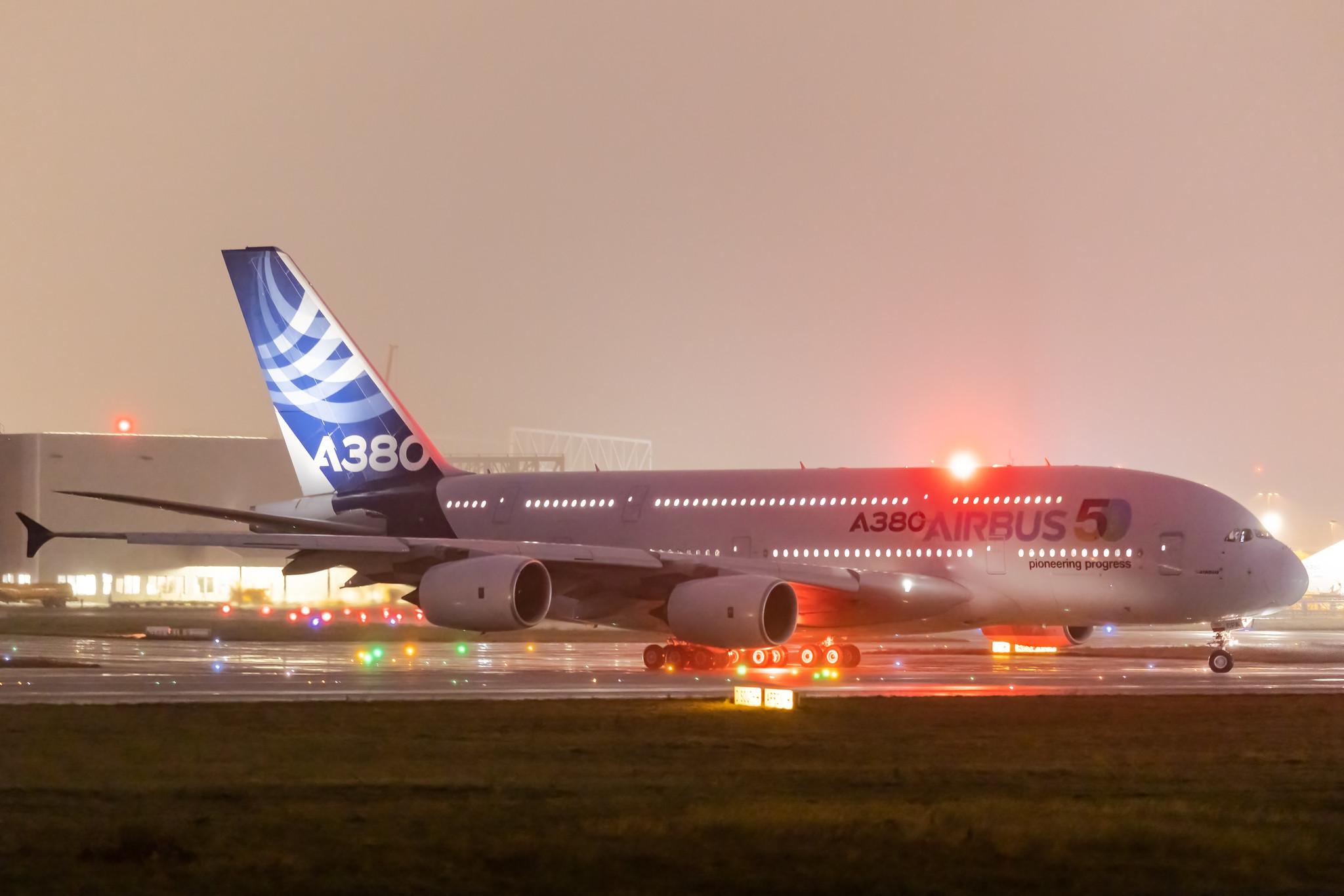 Hamburg Finkenwerder: Airbus (/ AIB) |  Airbus A380-841 A388 | F-WWOW | MSN 001