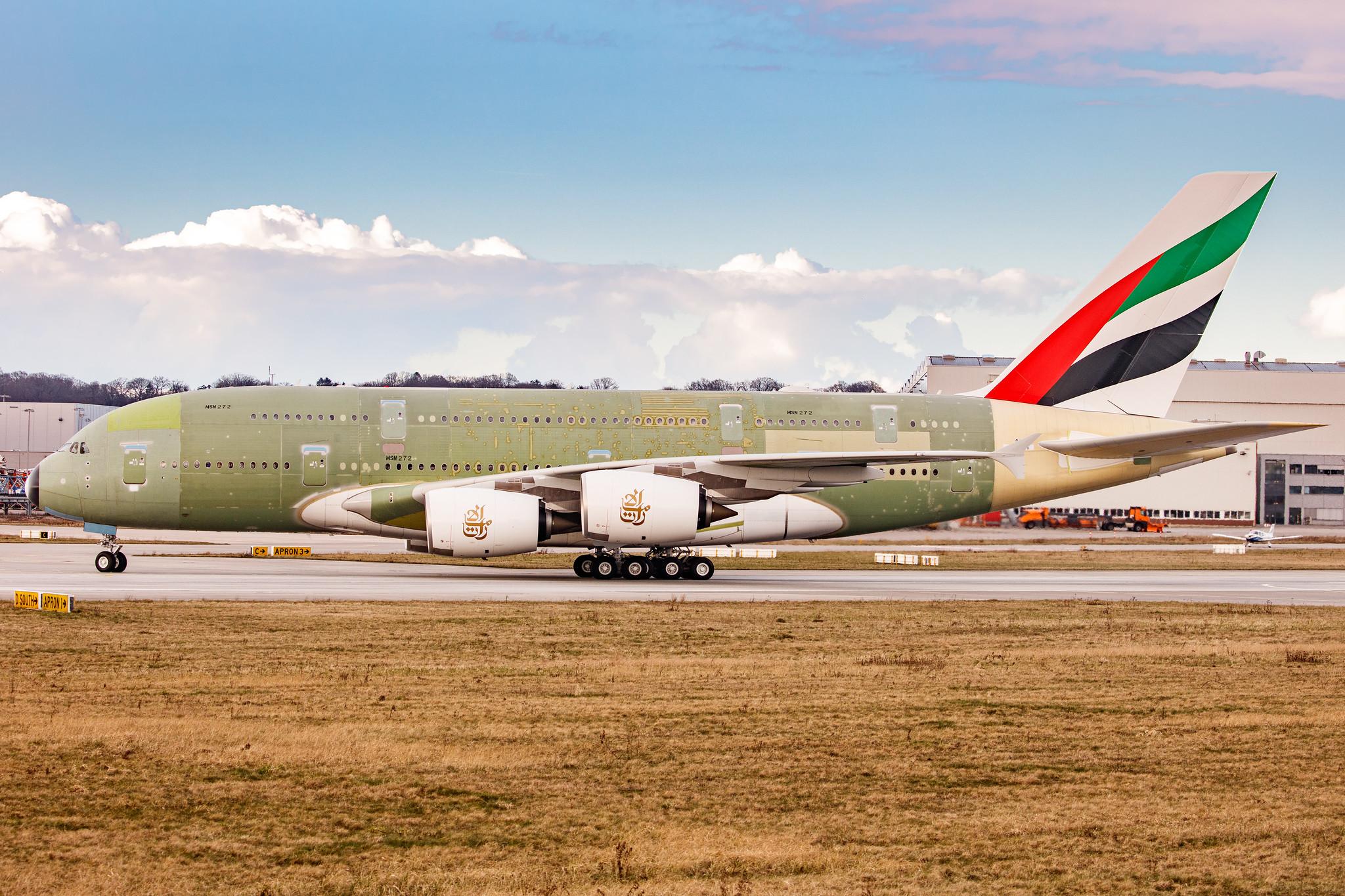 Hamburg Finkenwerder: Emirates  (EK / UAE) |  Airbus A380-842 A388 | F-WWSH (A6-EVS) | MSN 272