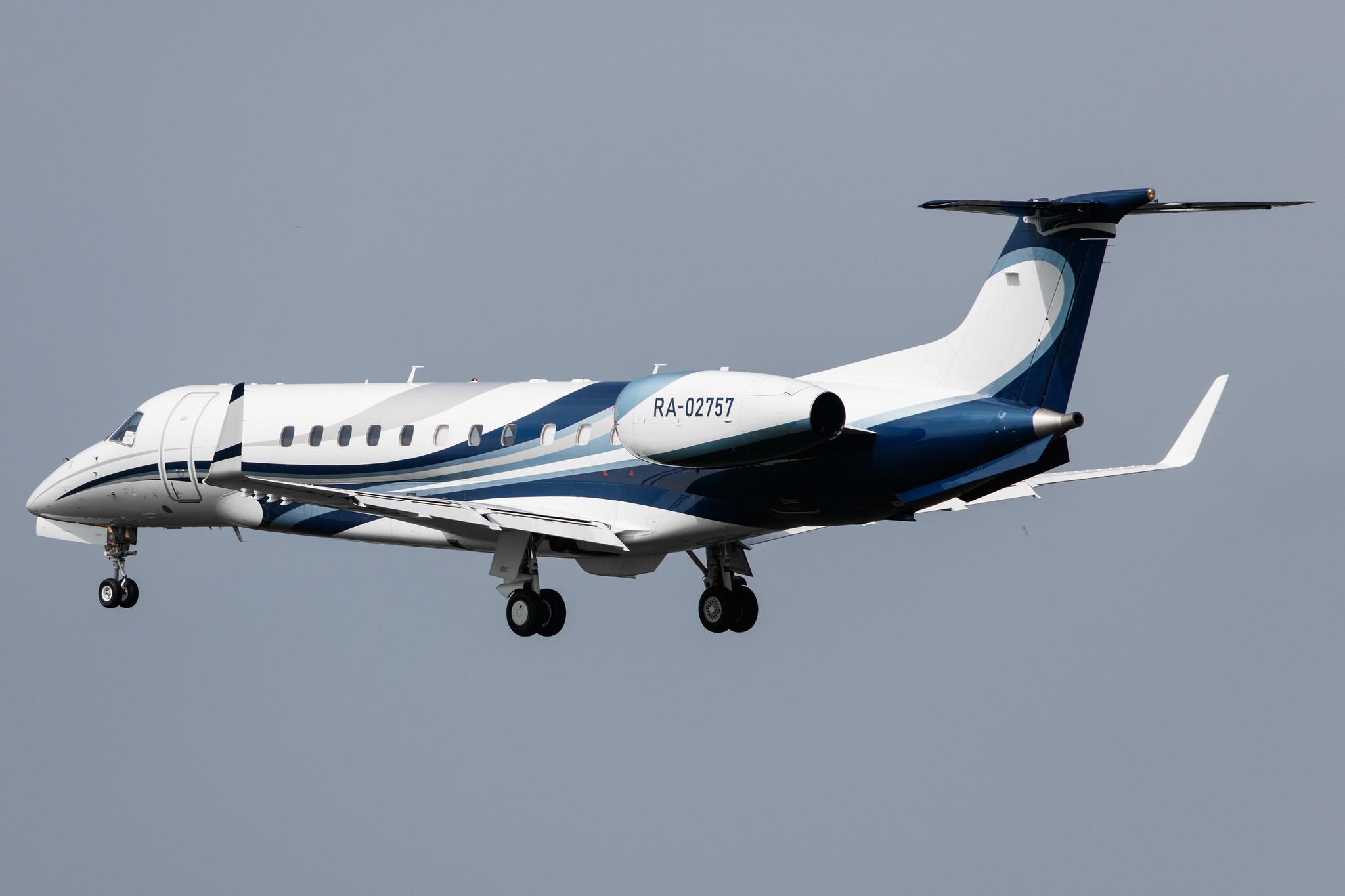 Hamburg Airport: Dexter Air |  Embraer Legacy 600 E35L | RA-02757 | MSN 14500686