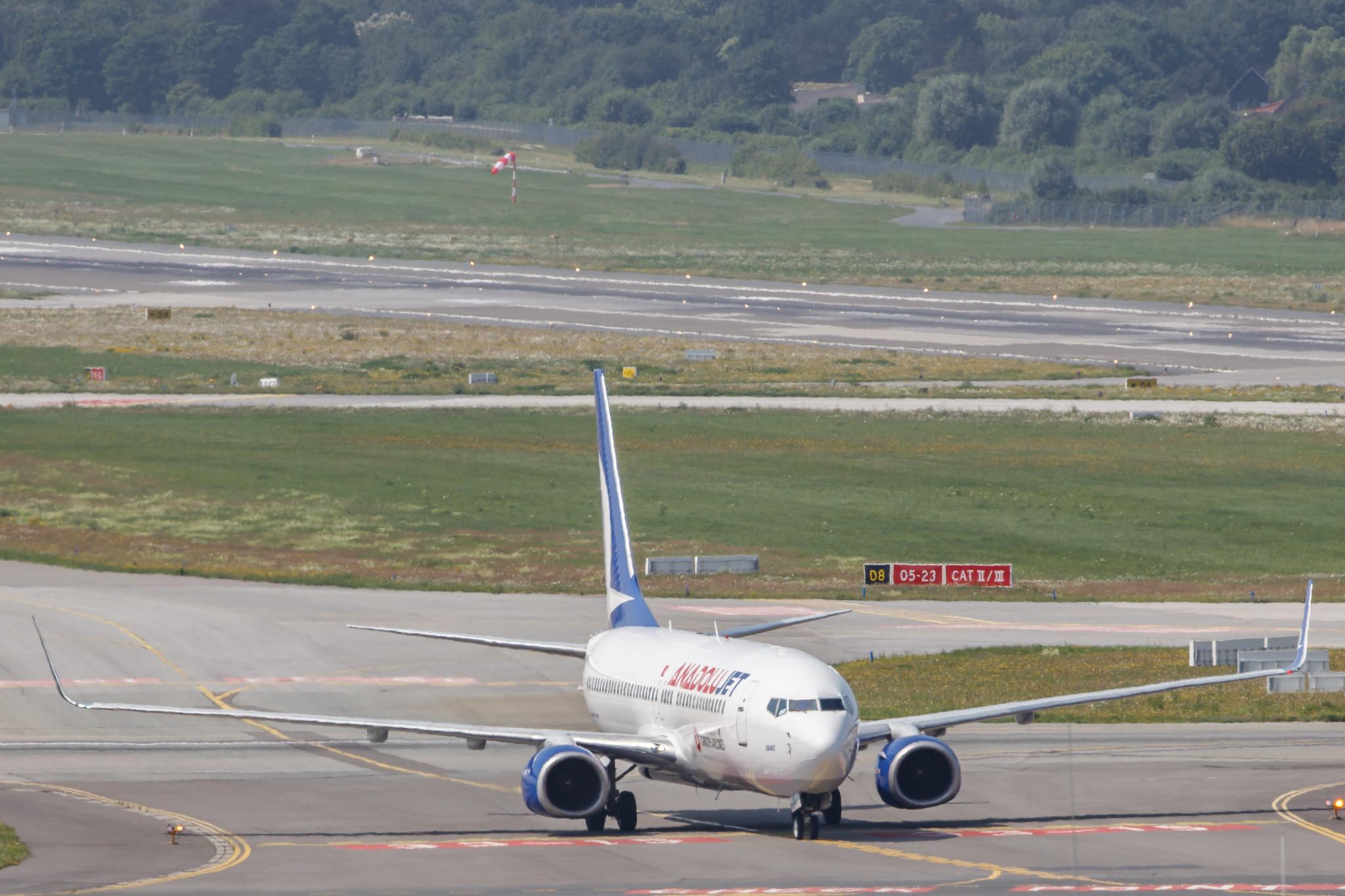 Hamburg Airport: AnadoluJet (TK / TKY) | Operator: Turkish Airlines |  Boeing 737-8F2 B738 | TC-JGC | MSN 29787