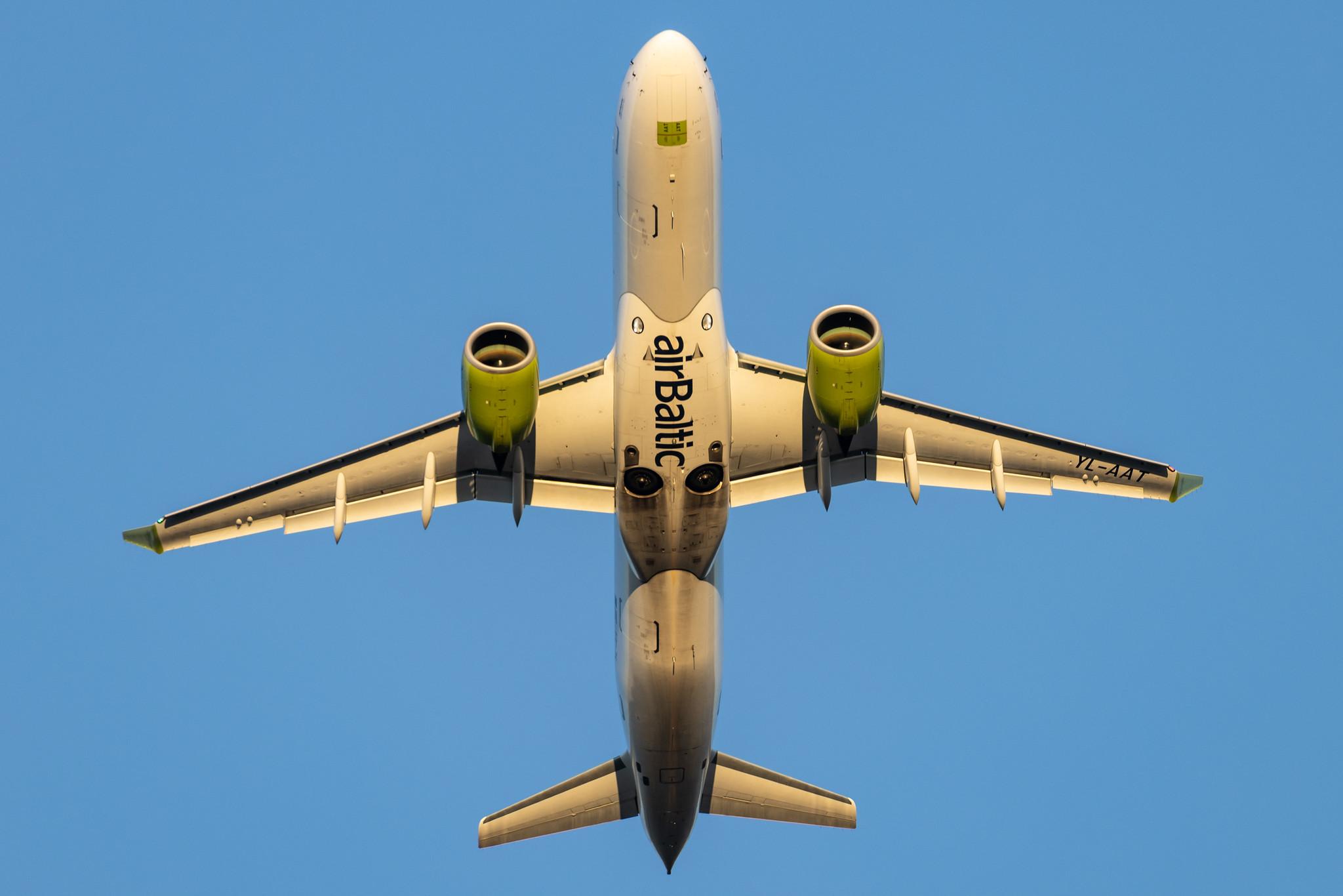 Hamburg Airport: Air Baltic (BT / BTI) |  Airbus A220-300 BCS3 | YL-AAT | MSN 55055