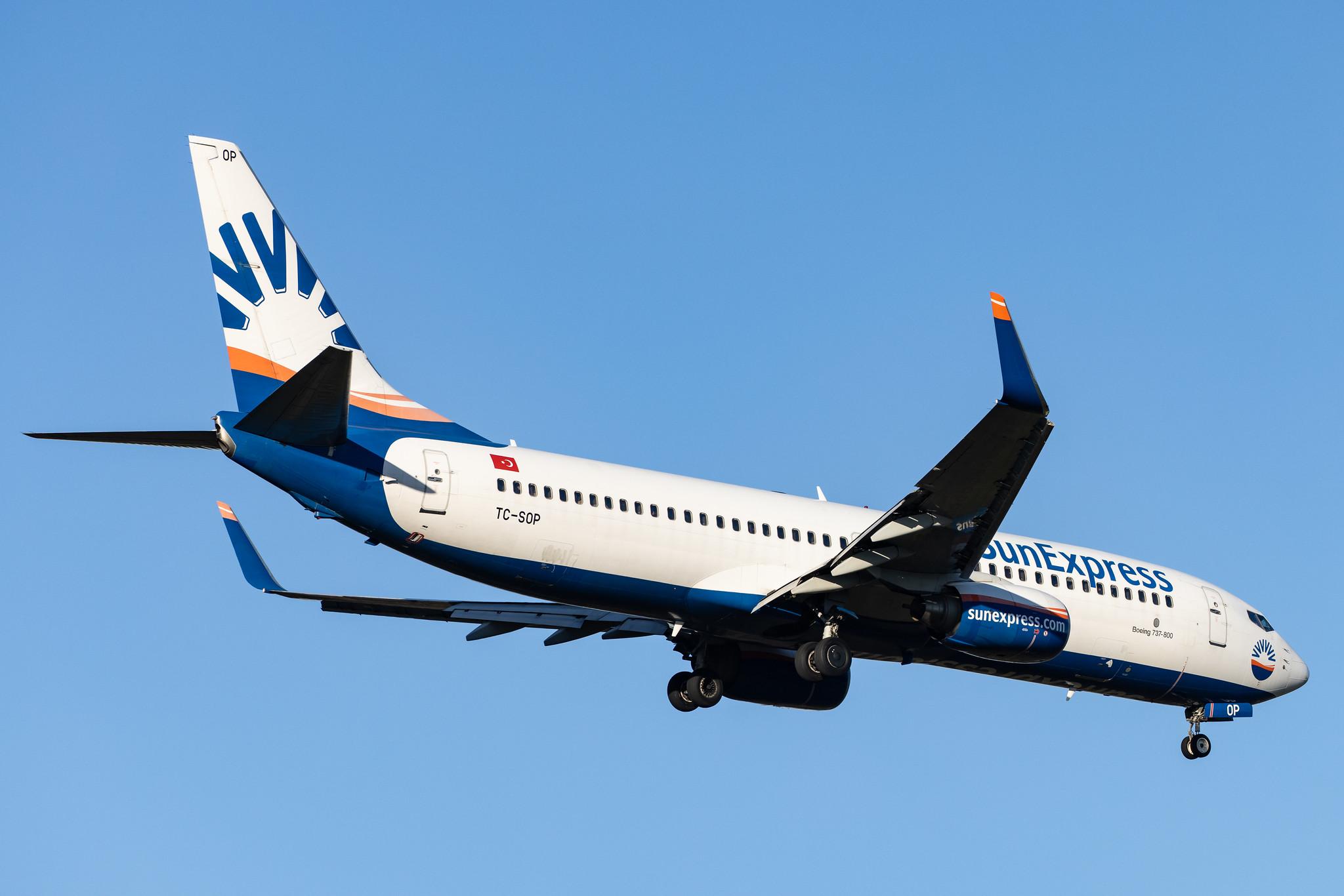 Hamburg Airport: SunExpress (XQ / SXS) |  Boeing 737-8AS B738 | TC-SOP | MSN 33562