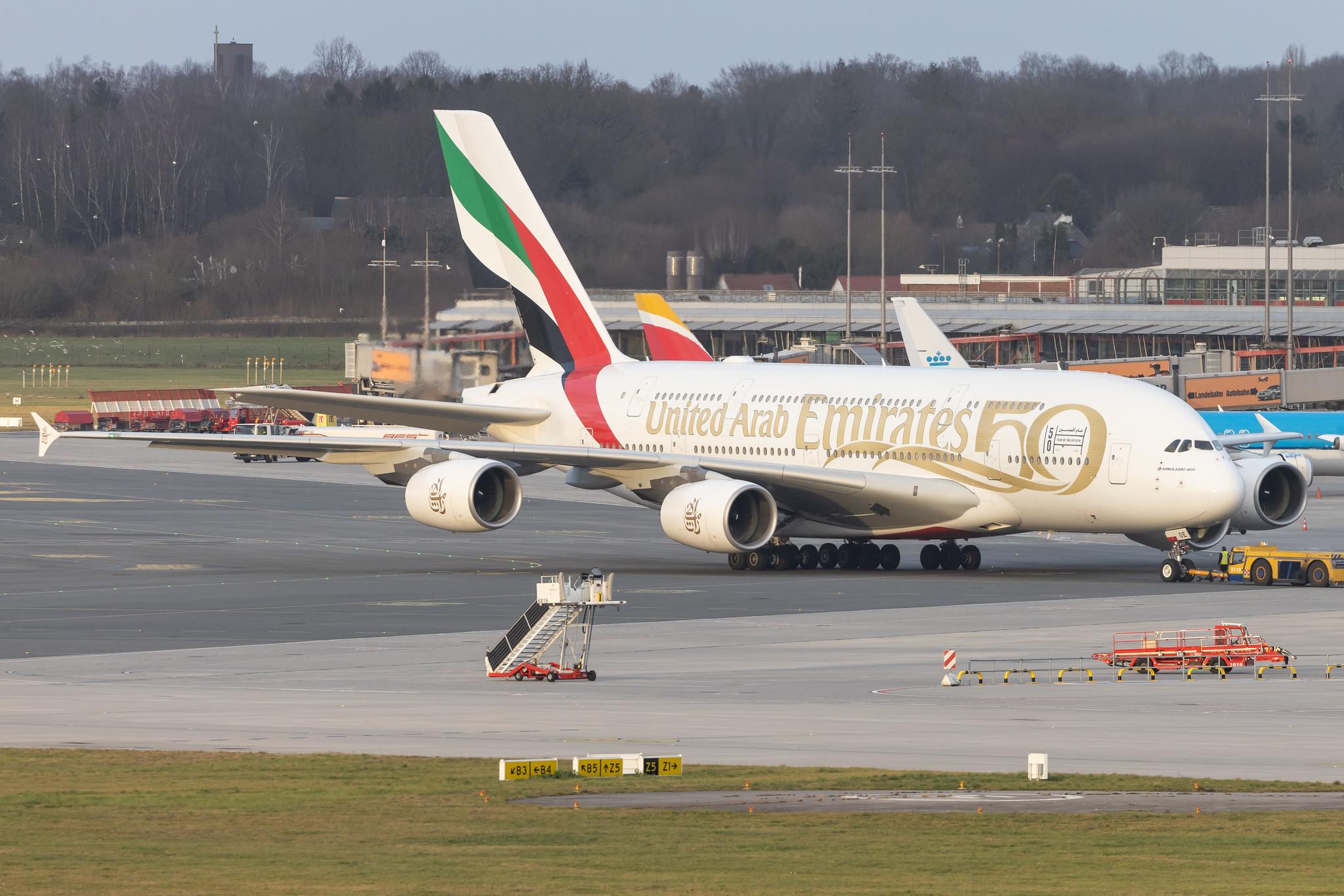 Hamburg Airport: Emirates (EK / UAE) |  Livery: Year of the Fiftieth Livery |  Airbus A380-861 A388 | A6-EOE | MSN 169