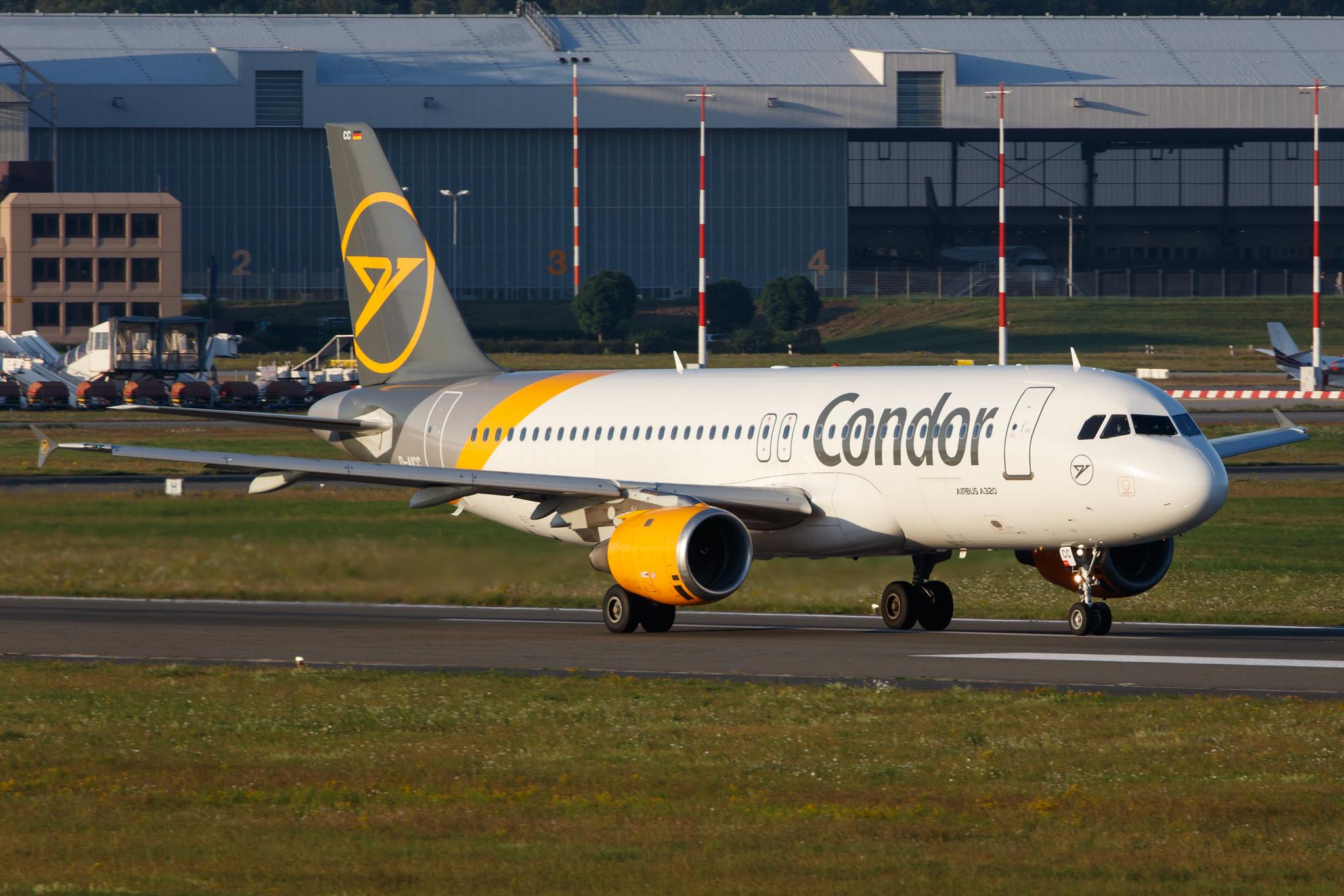 Hamburg Airport: Condor (DE / CFG) |  Airbus A320-212 A320 | D-AICC | MSN 0809
