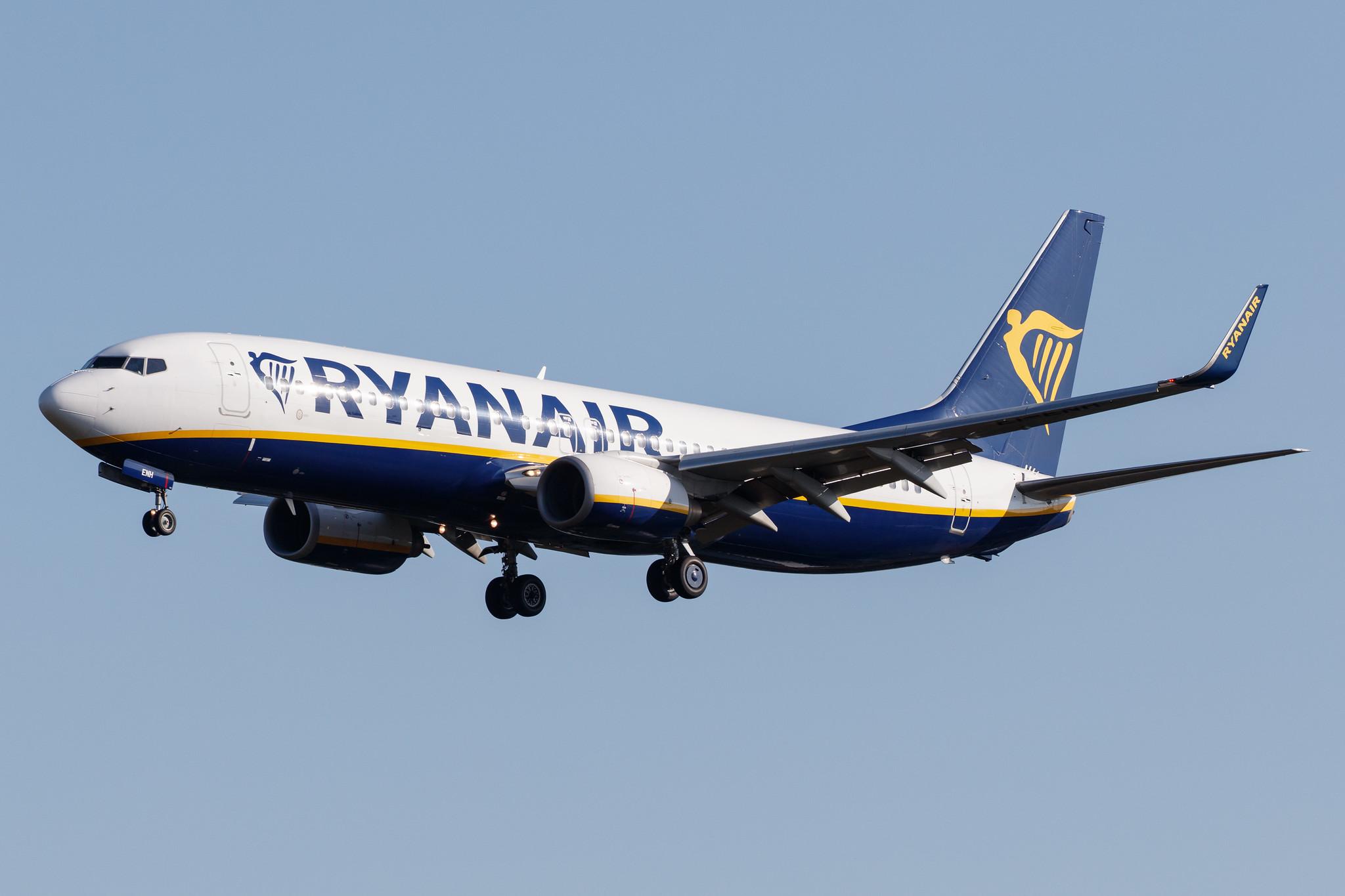 Hamburg Airport: Ryanair (FR / RYR) |  Boeing 737-8AS B738 | EI-ENH | MSN 35033