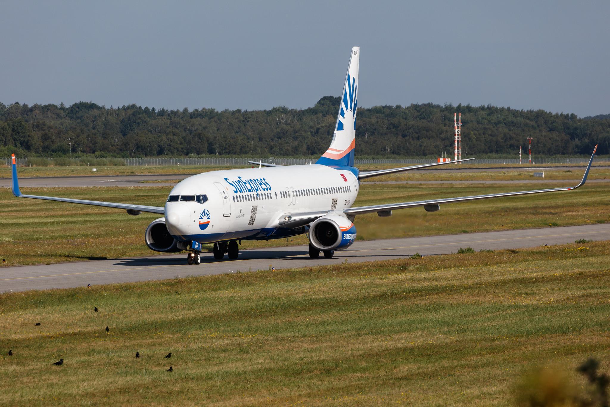 Hamburg Airport: SunExpress (XQ / SXS) |  Boeing 737-8AS B738 | TC-SOP | MSN 33562