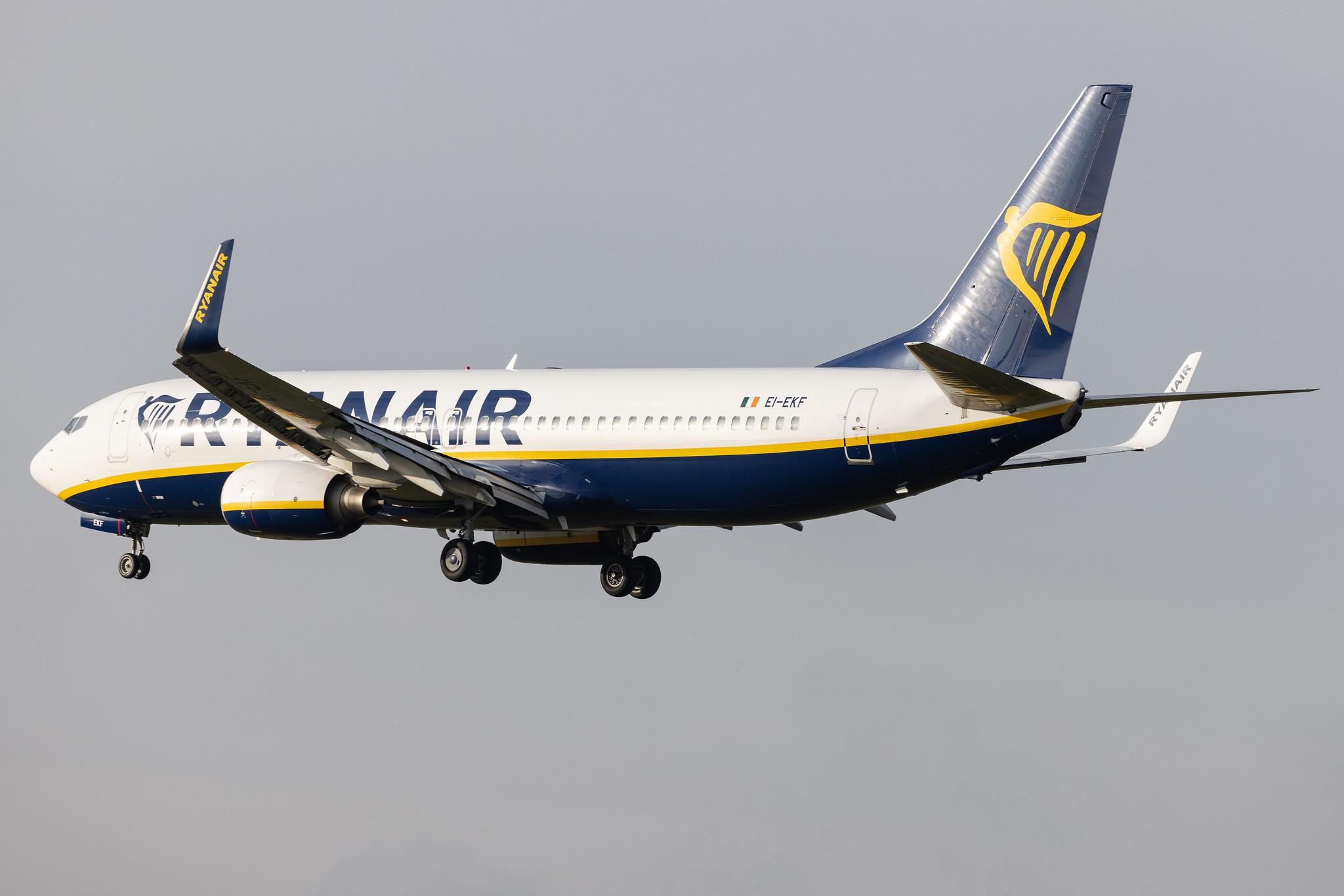 Hamburg Airport: Ryanair (FR / RYR) |  Boeing 737-8AS B738 | EI-EKF | MSN 35025