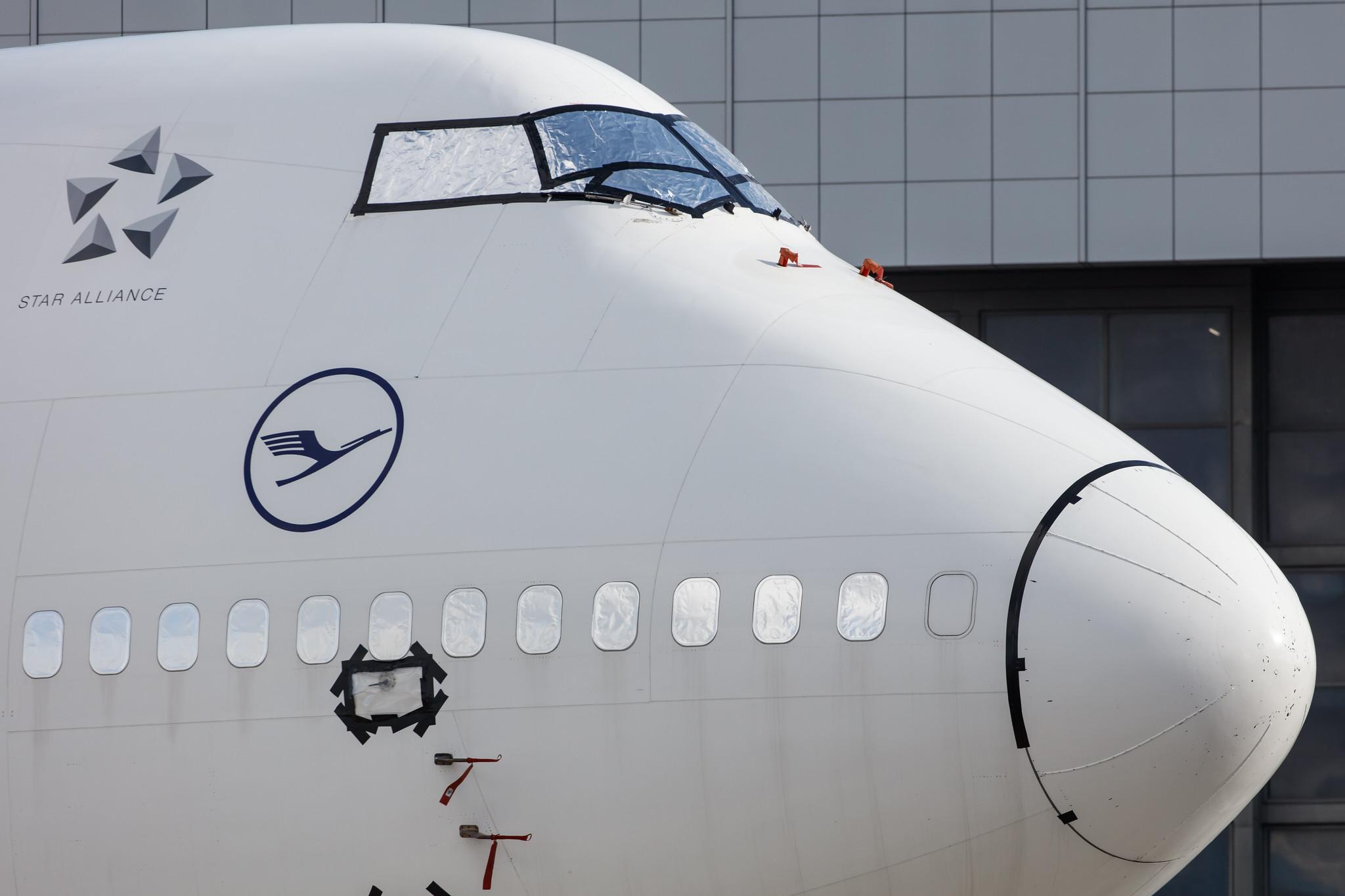 Hamburg Airport: Lufthansa (LH / DLH) |  Boeing 747-430 B744 | D-ABVZ | MSN 29870