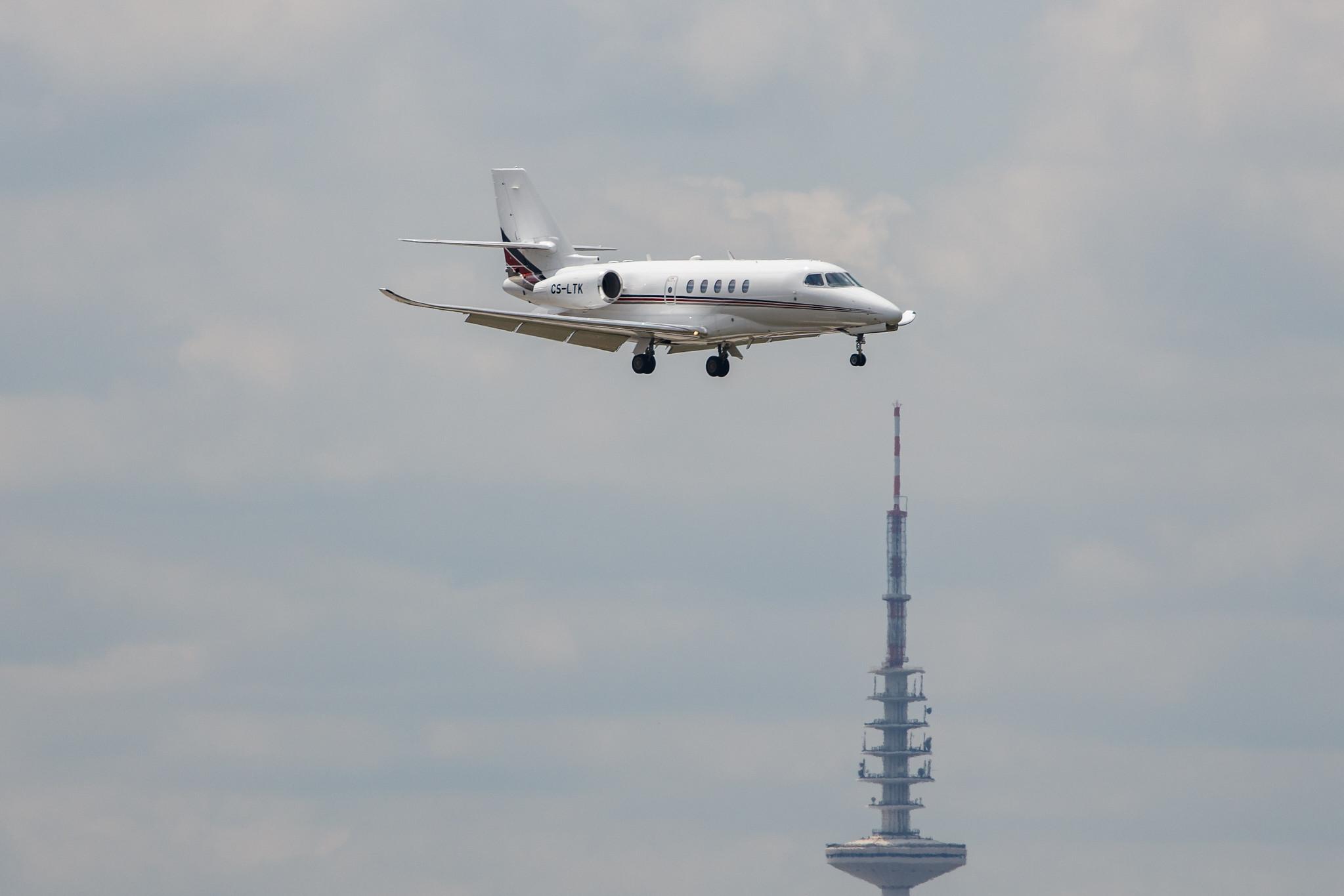 Hamburg Airport: NetJets Europe (/ NJE) |  Cessna 680A Citation Latitude C68A | CS-LTK | MSN 680A-0183