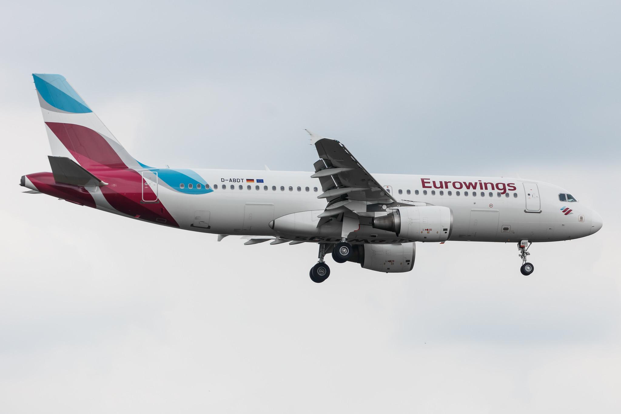 Hamburg Airport: Eurowings (EW / EWG) |  Airbus A320-214 A320 | D-ABDT | MSN 3422