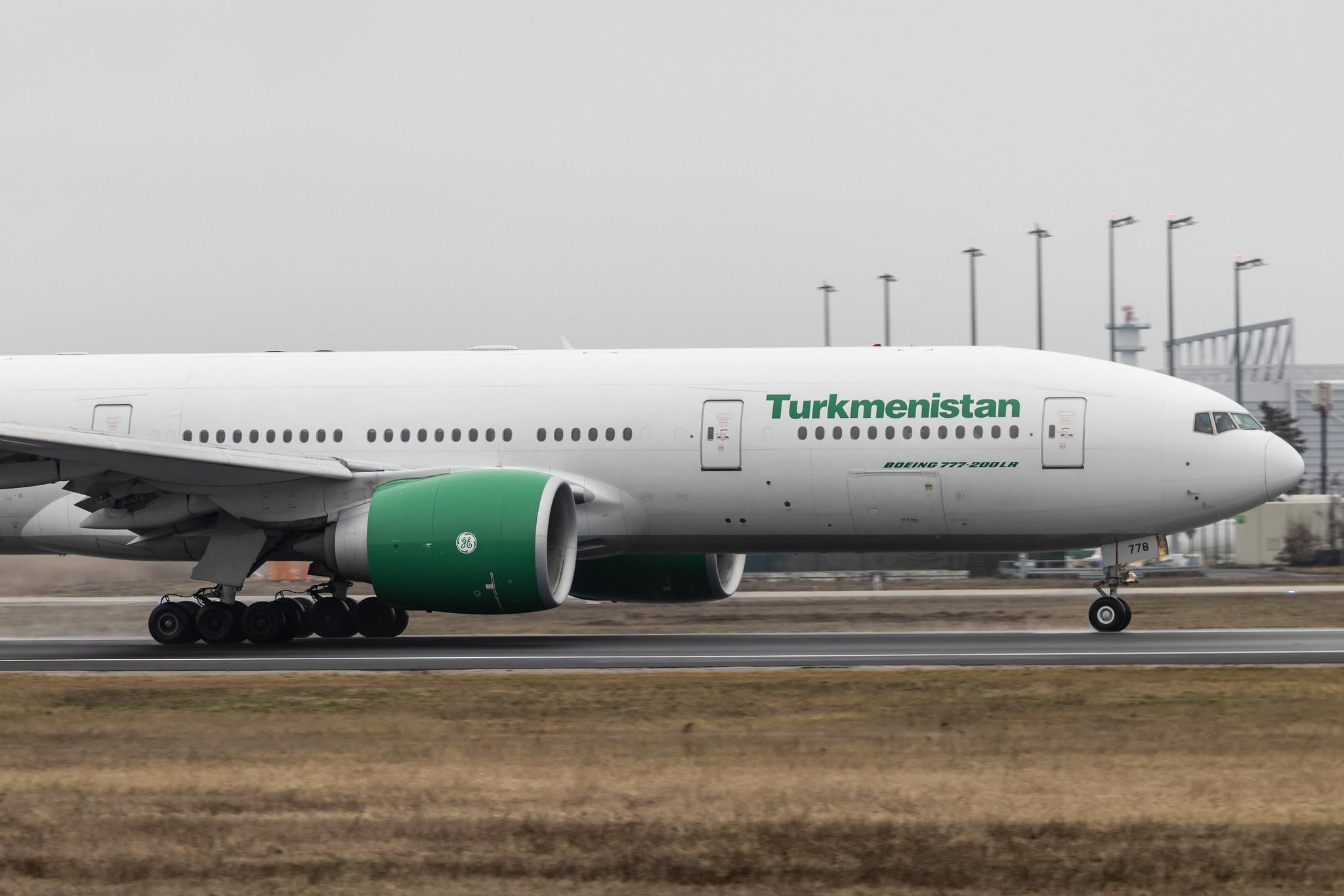 Frankfurt Airport: Turkmenistan Airlines (T5 / TUA) |  Boeing 777-22K(LR) B77L | EZ-A778 | MSN 42296