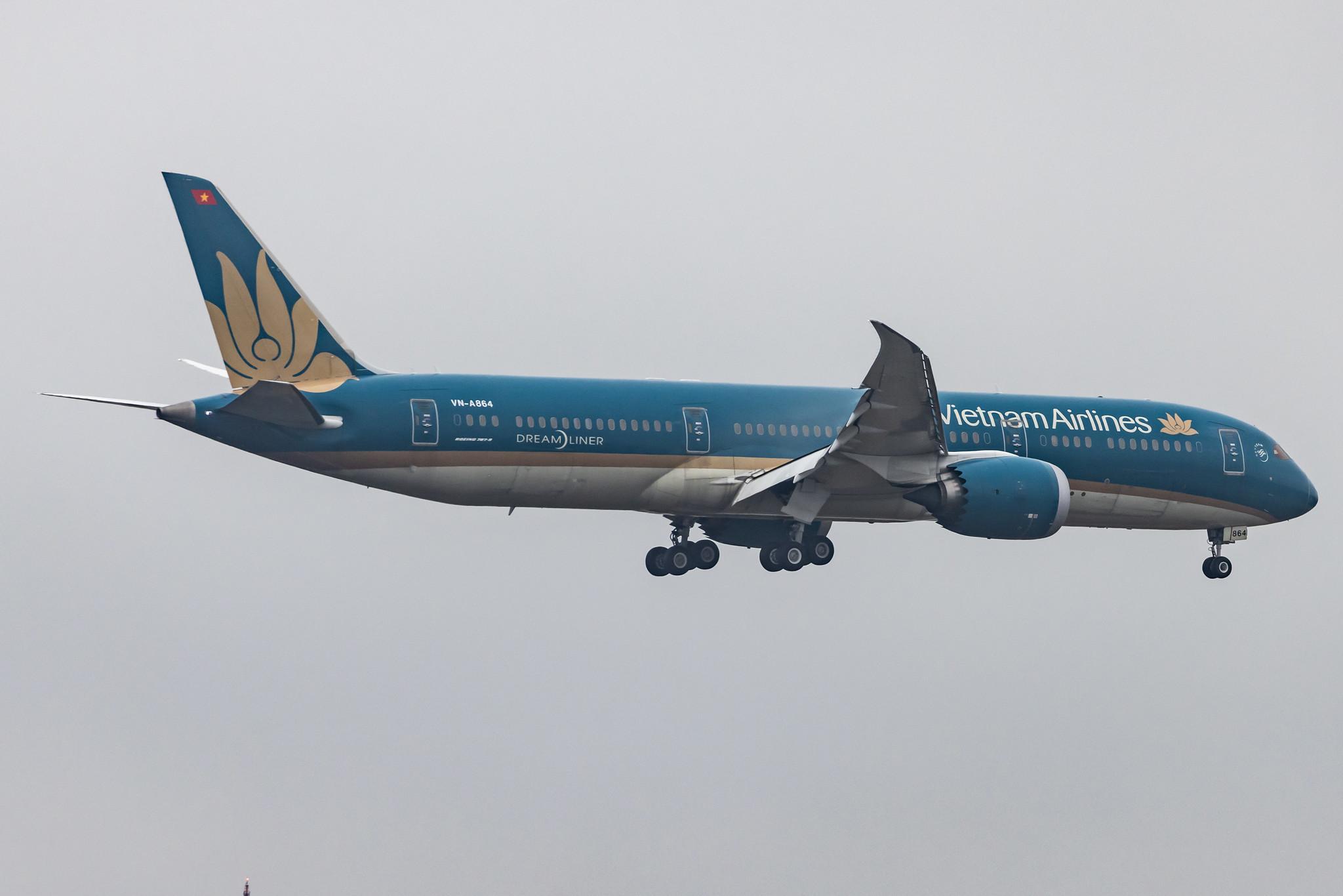Frankfurt Airport: Vietnam Airlines (VN / HVN) |  Boeing 787-9 Dreamliner B789 | VN-A864 | MSN 35154