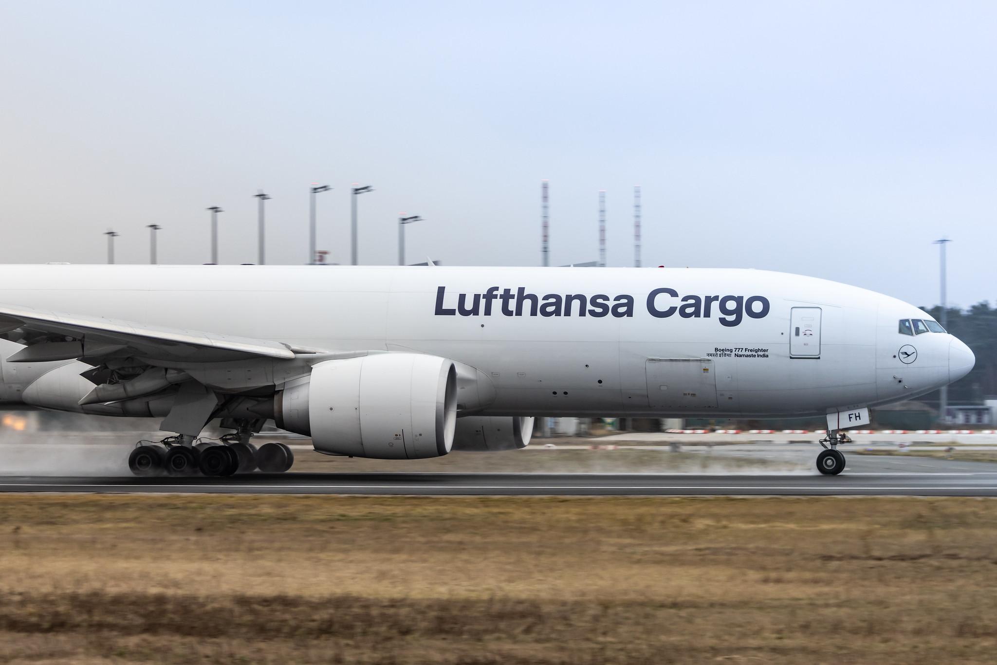 Frankfurt Airport: Lufthansa Cargo (/ GEC) |  Boeing 777-F B77L | D-ALFH | MSN 66911
