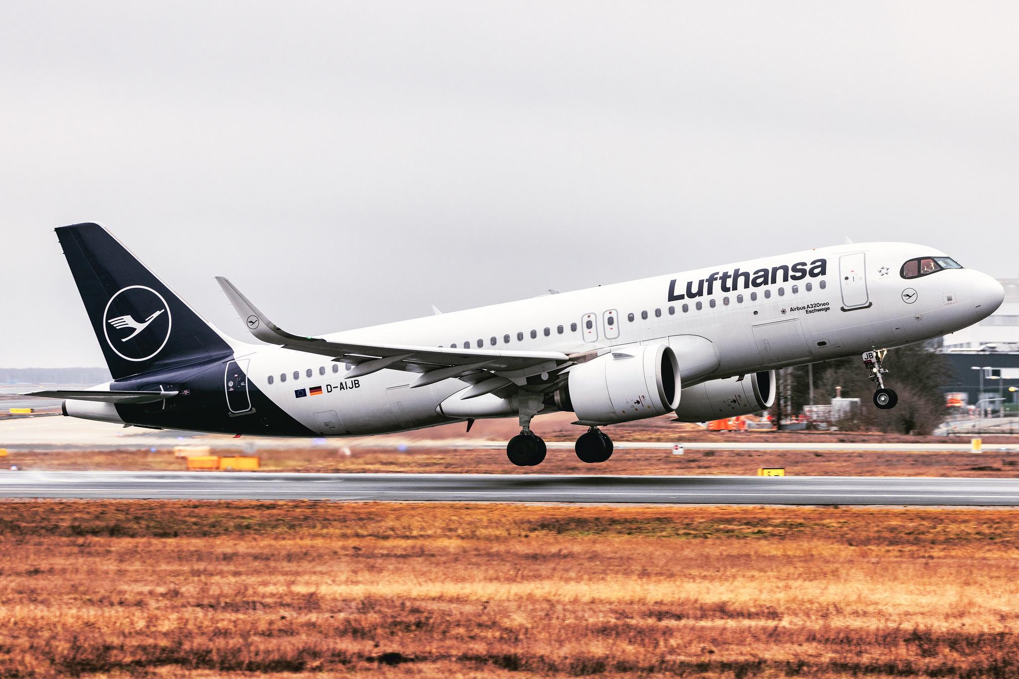 Frankfurt Airport: Lufthansa (LH / DLH) |  Airbus A320-271N A20N | D-AIJB | MSN 09493
