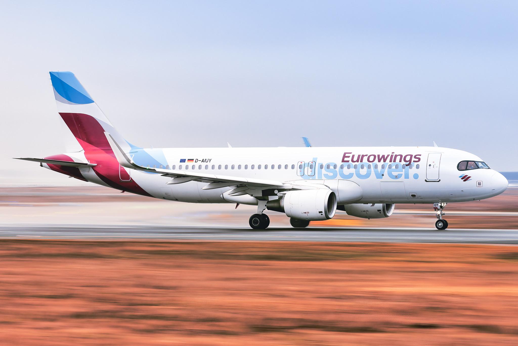 Frankfurt Airport: Eurowings Discover (4Y / OCN) |  Airbus A320-214 A320 | D-AIUY | MSN 7355