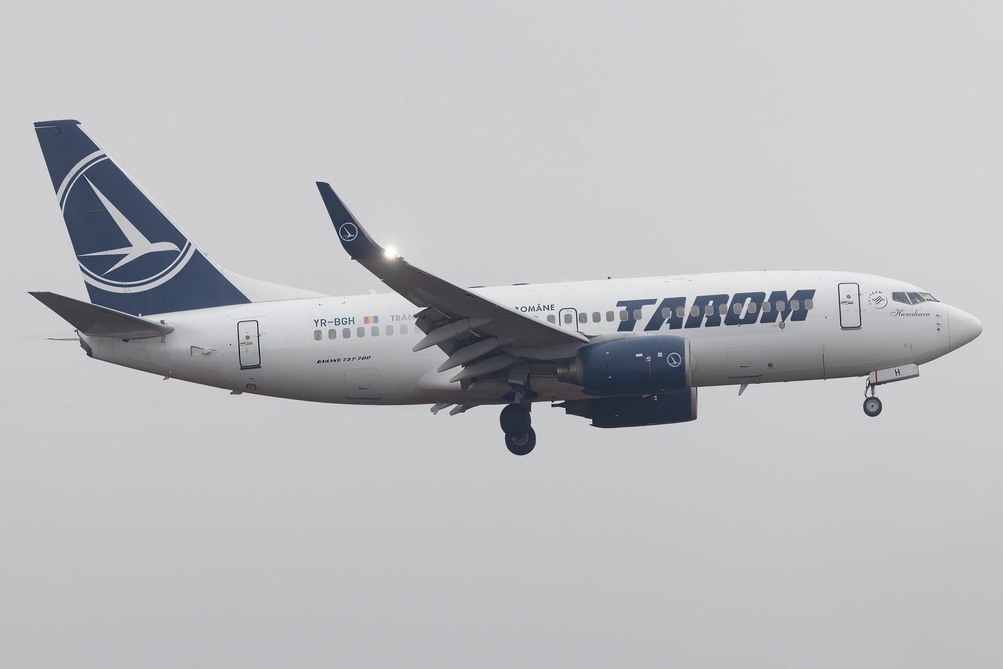 Frankfurt Airport: Tarom (RO / ROT) |  Boeing 737-78J B737 | YR-BGH | MSN 28438