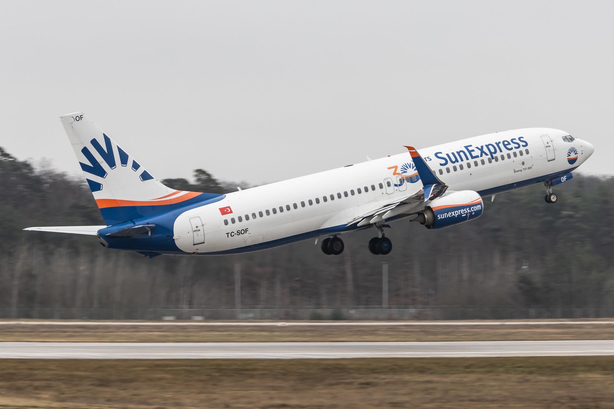 Frankfurt Airport: SunExpress (XQ / SXS) |  Boeing 737-8HC B738 | TC-SOF | MSN 61191