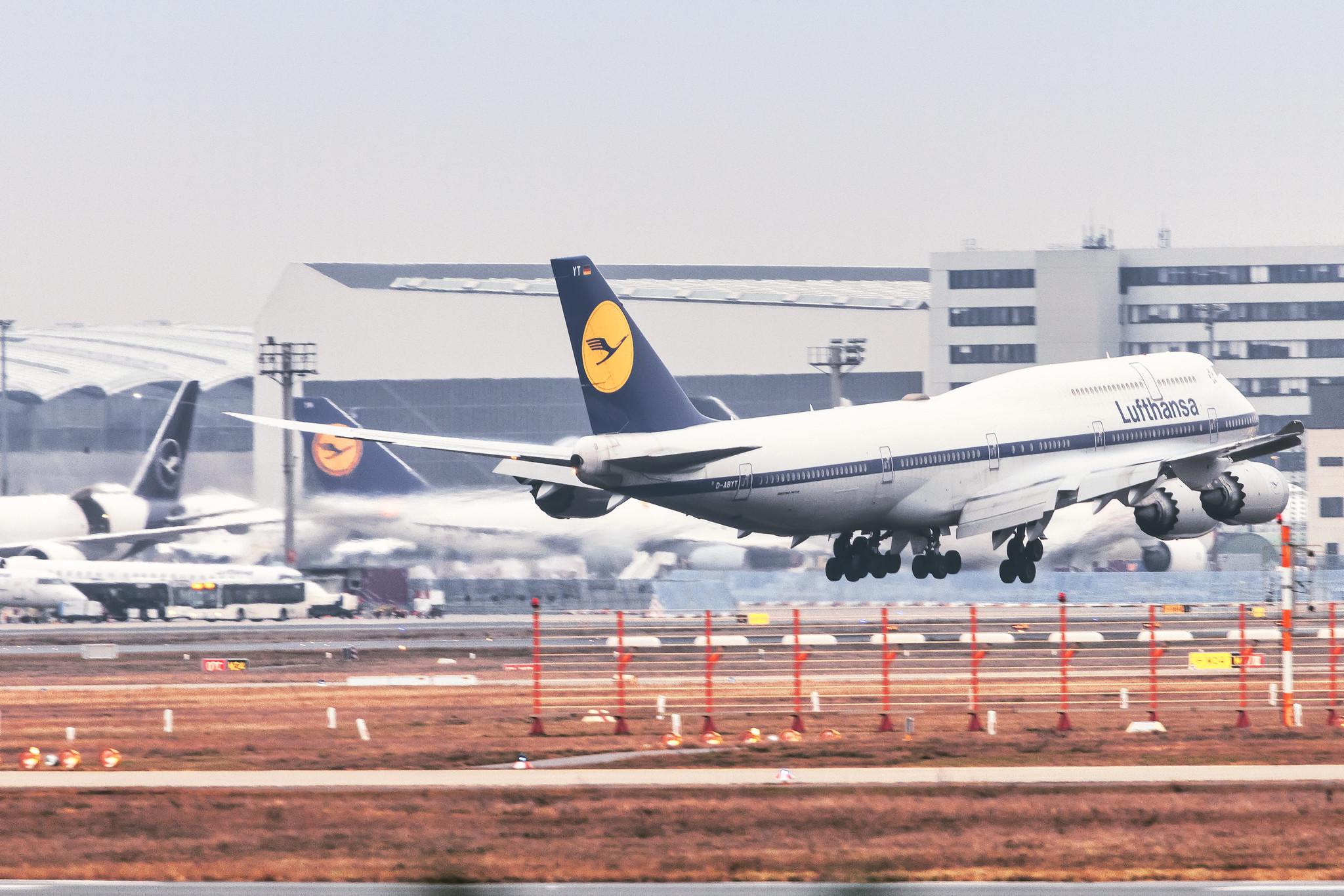 Frankfurt Airport: Lufthansa (LH / DLH) |  Livery: Retro Livery |  Boeing 747-830 B748 | D-ABYT | MSN 37844