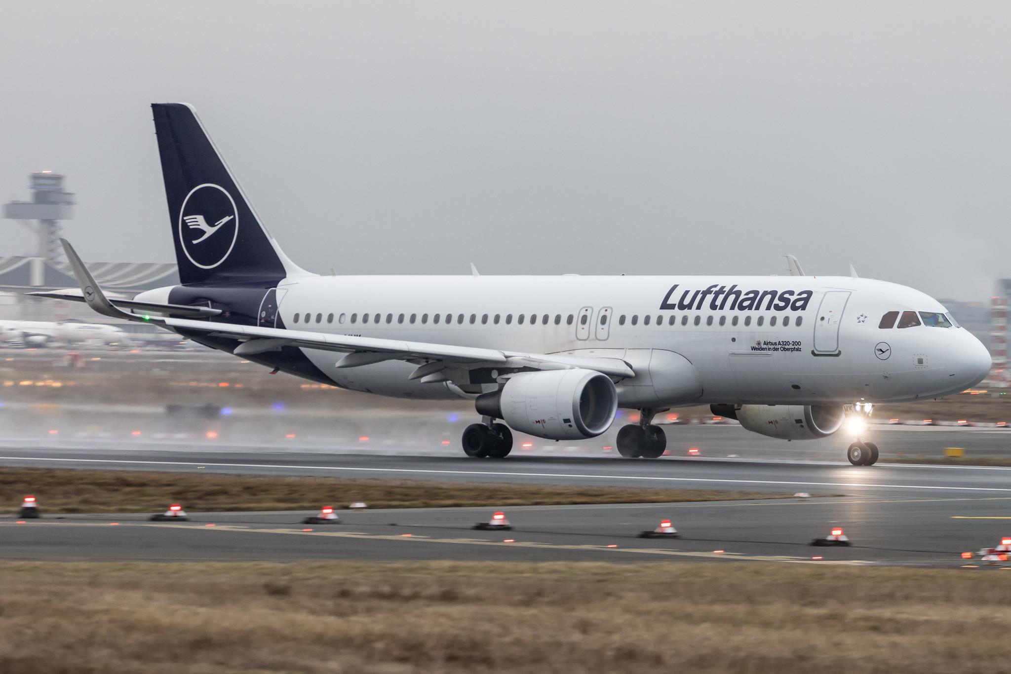 Frankfurt Airport: Lufthansa (LH / DLH) |  Airbus A320-214 A320 | D-AIWK | MSN 9058