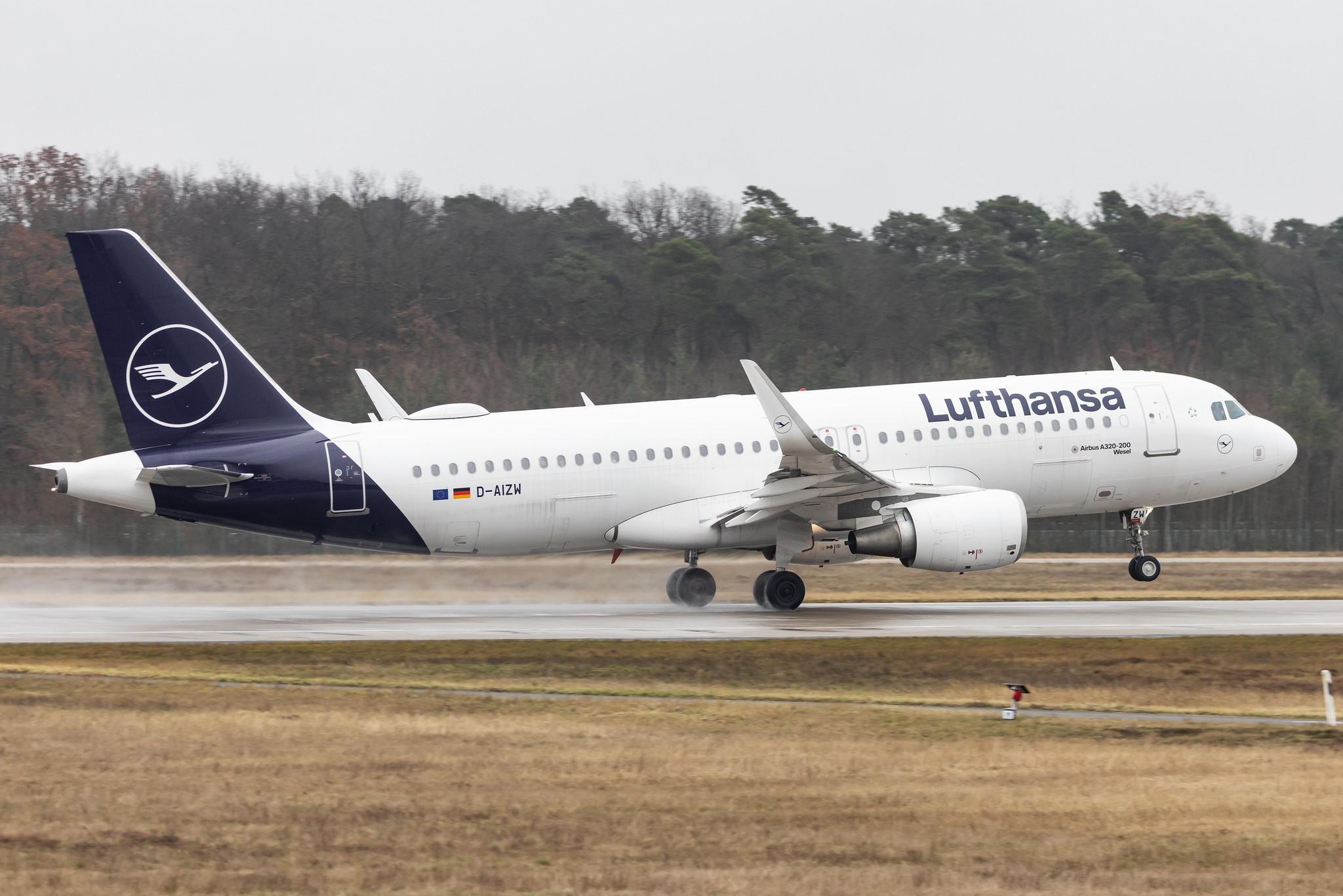 Frankfurt Airport: Lufthansa (LH / DLH) |  Airbus A320-214 A320 | D-AIZW | MSN 5694